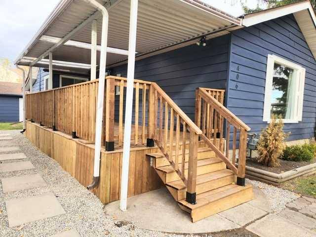 High River, AB T1V 1J3,406 8 AVE SE