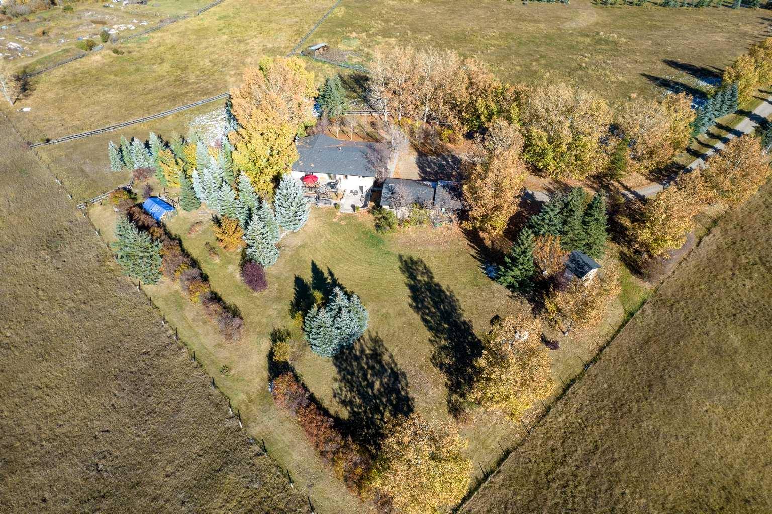 Rural Foothills County, AB T1S7B1,274413 1016 DR E