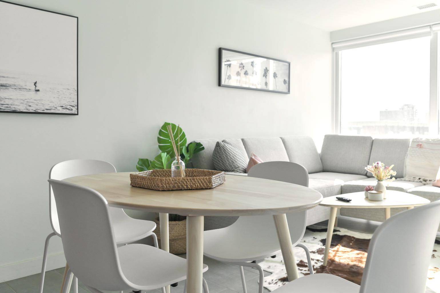 Calgary, AB T2R 0Y9,303 13 AVE SW #801