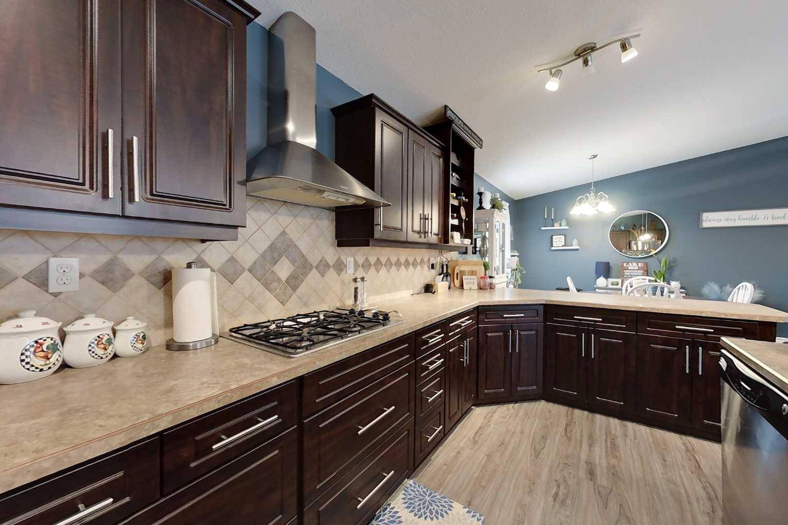 Canyon Creek, AB T0G 0M0,825 2 AVE