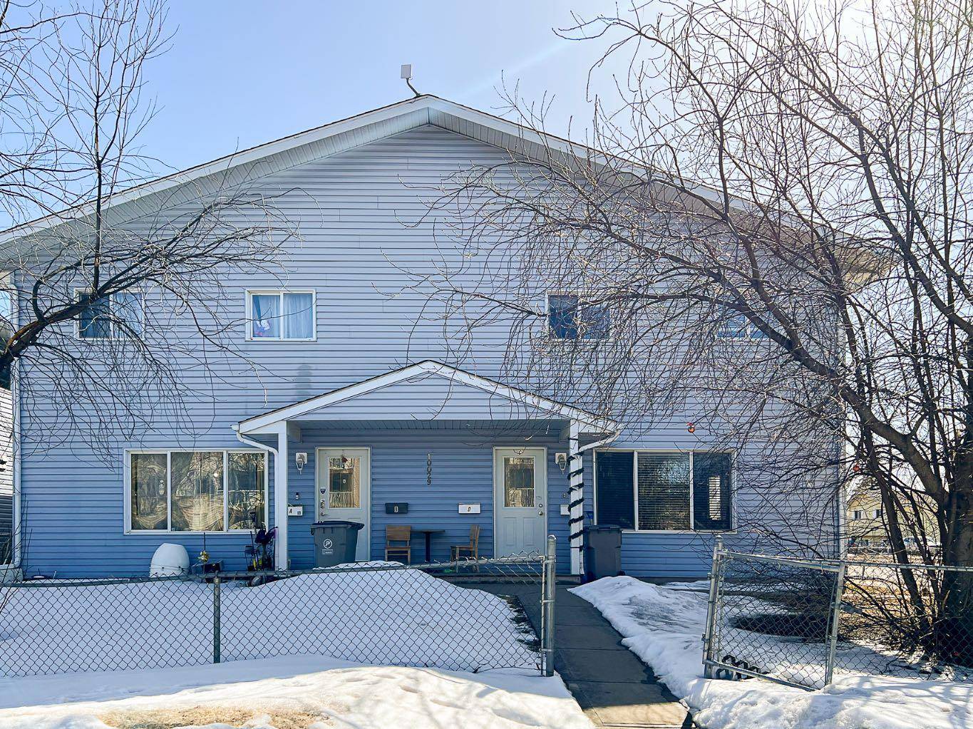 Grande Prairie, AB T8V 1H2,10029 105 AVE #D