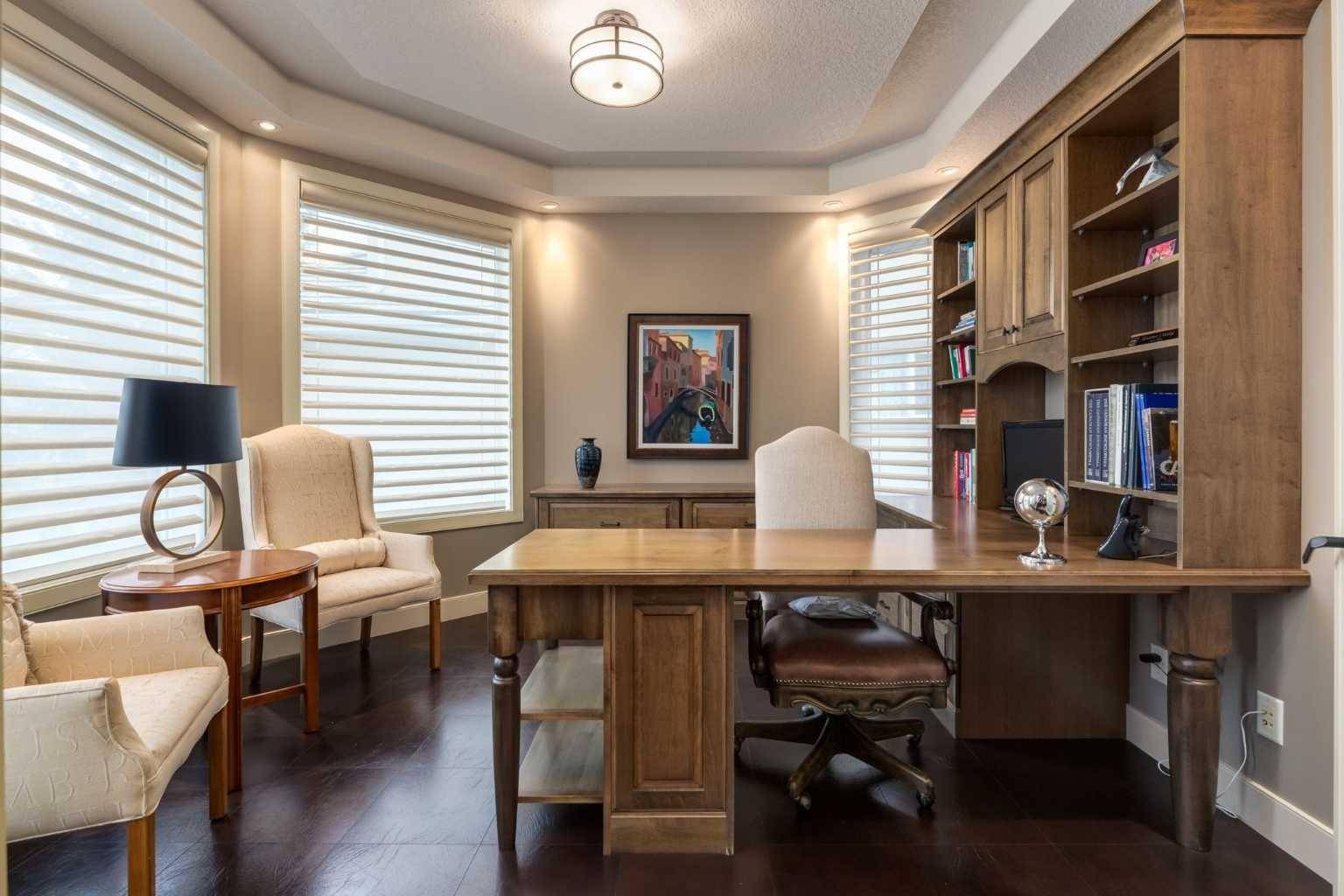 Calgary, AB T2Z 3P3,89 Mt Douglas CIR SE