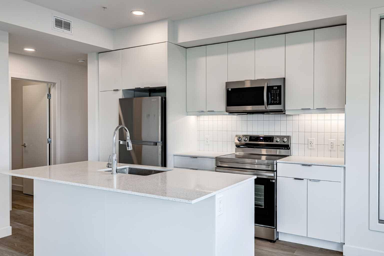 Calgary, AB T2A 7W8,8500 19 AVE SE #1104