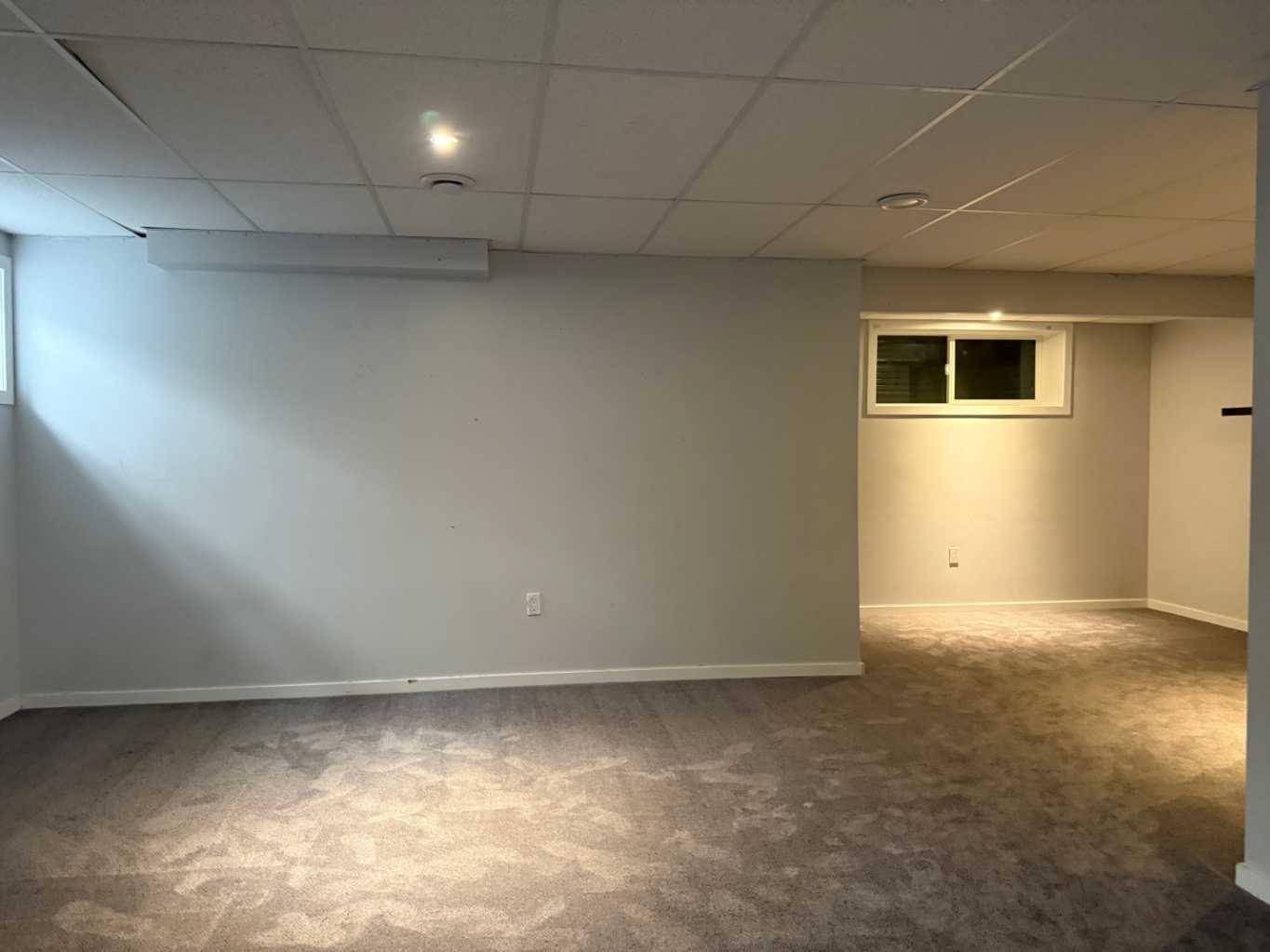 Edmonton, AB T6M0B9,20728 55 AVE