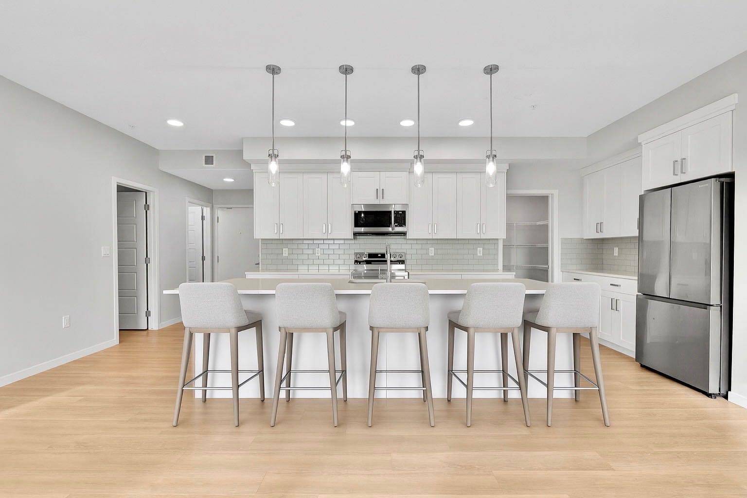 Calgary, AB T3M 2V3,220 Seton GRV SE #2302