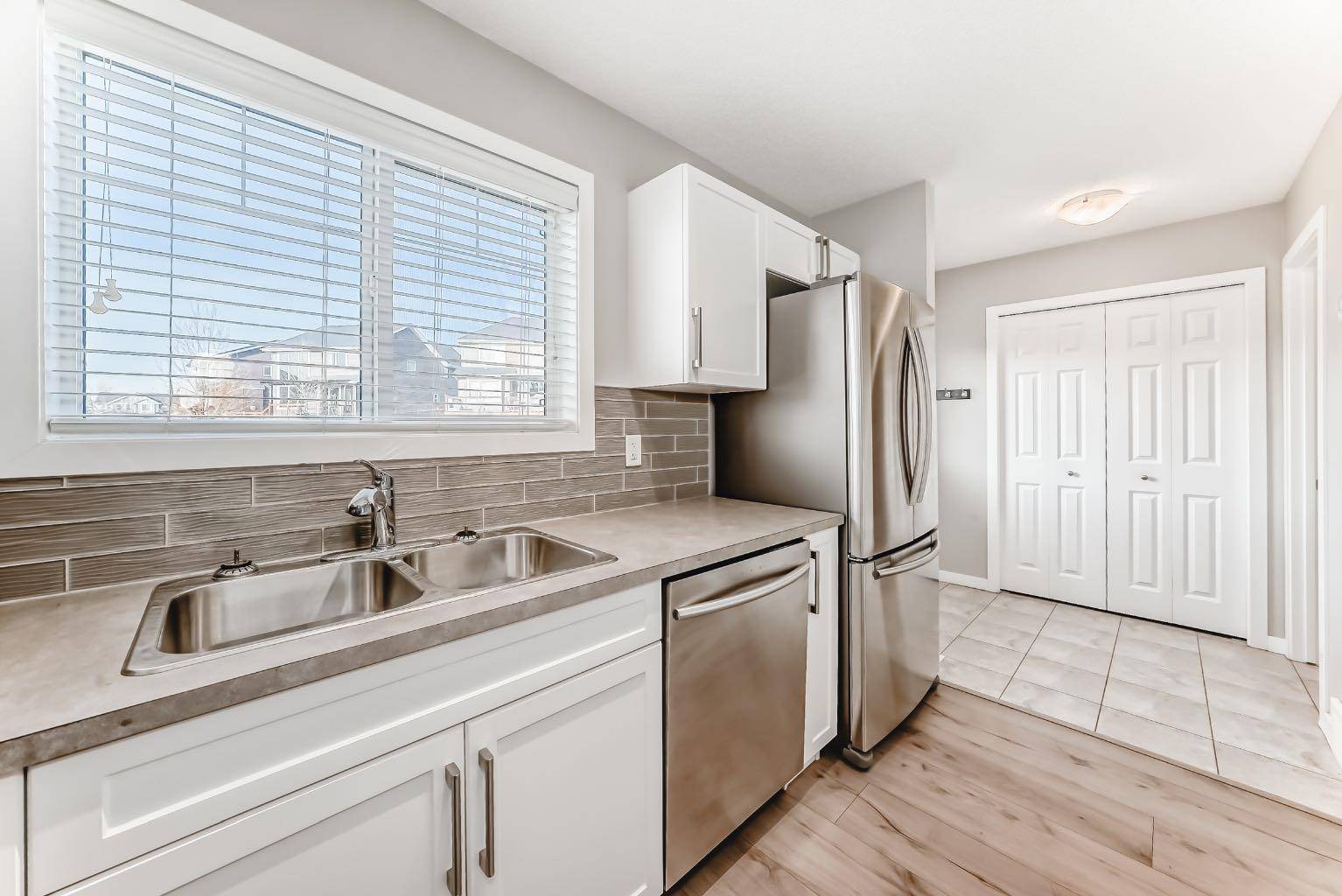 Cochrane, AB T4C 0Z9,115 Sunset RD