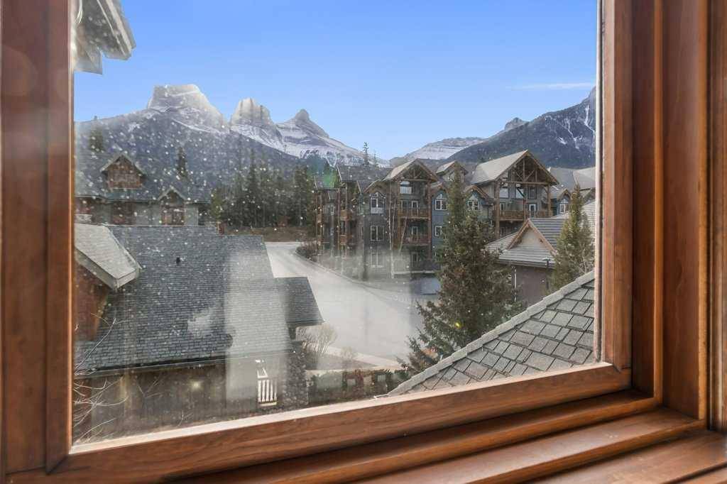 Canmore, AB T1W 3H4,170 Crossbow Place #319