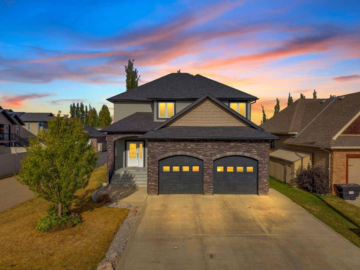 Lacombe, AB T4L 0C8,65 Emily CRES