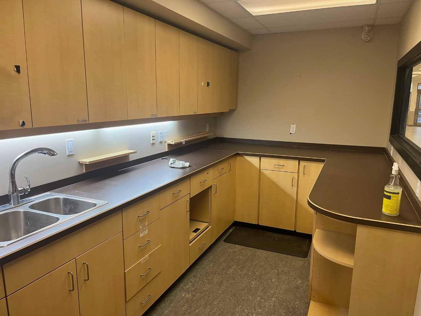 Whitecourt, AB T7S 1V4,5112 50 street