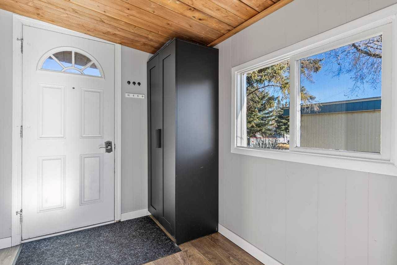 High River, AB T1V1J4,113 Sunset WAY NE