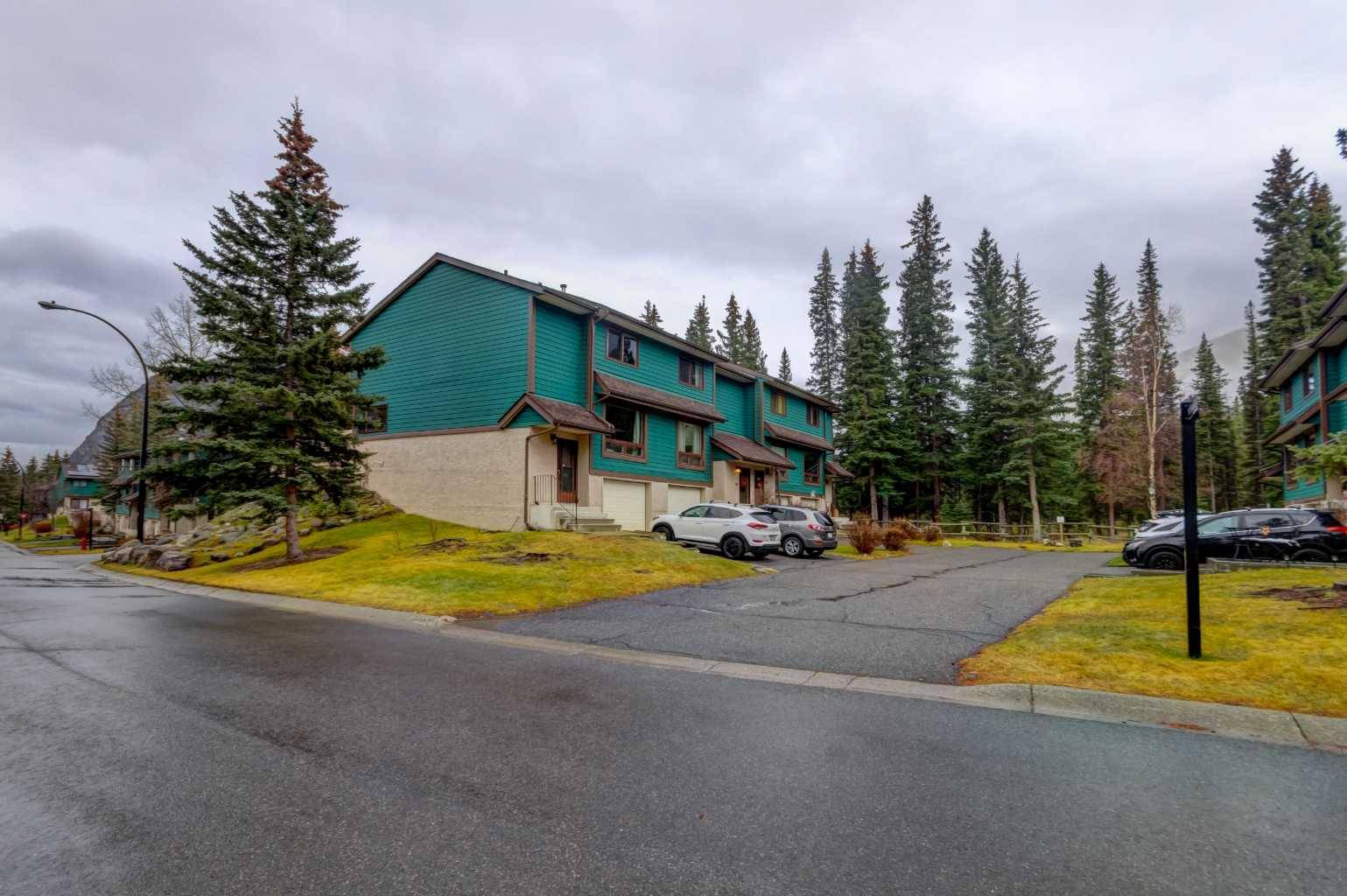 Banff, AB T1L1A8,116 Nahanni DR
