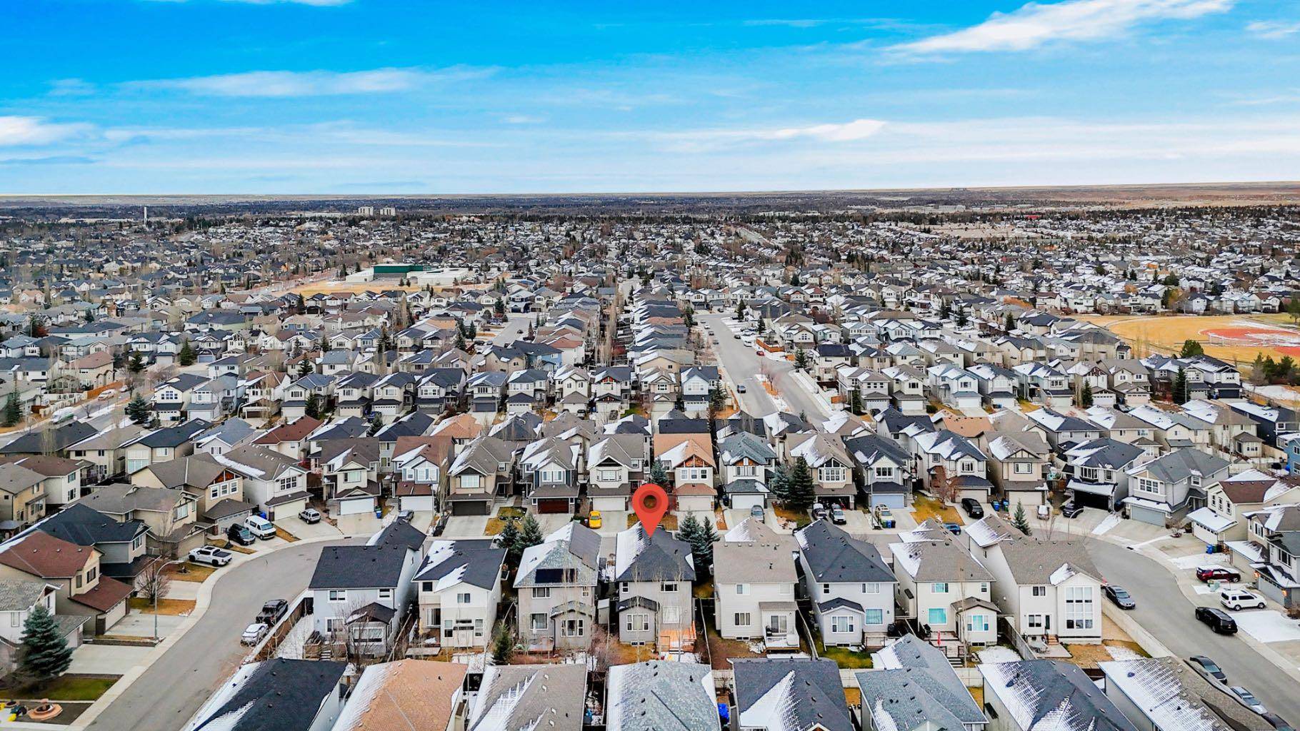 Calgary, AB T2Y 0J6,142 Everoak GN SW