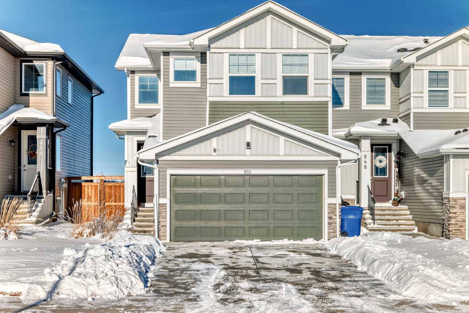 Chestermere, AB T1X 1Y6,852 Marina DR