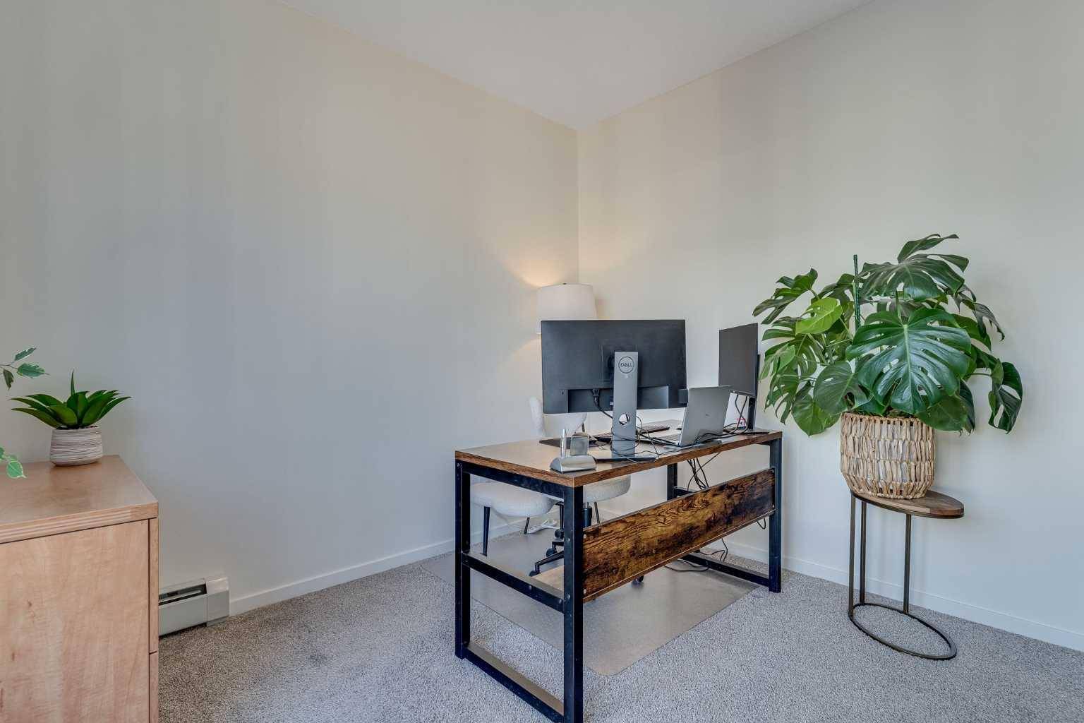 Calgary, AB T2X5L2,740 Legacy Village RD SE #1311