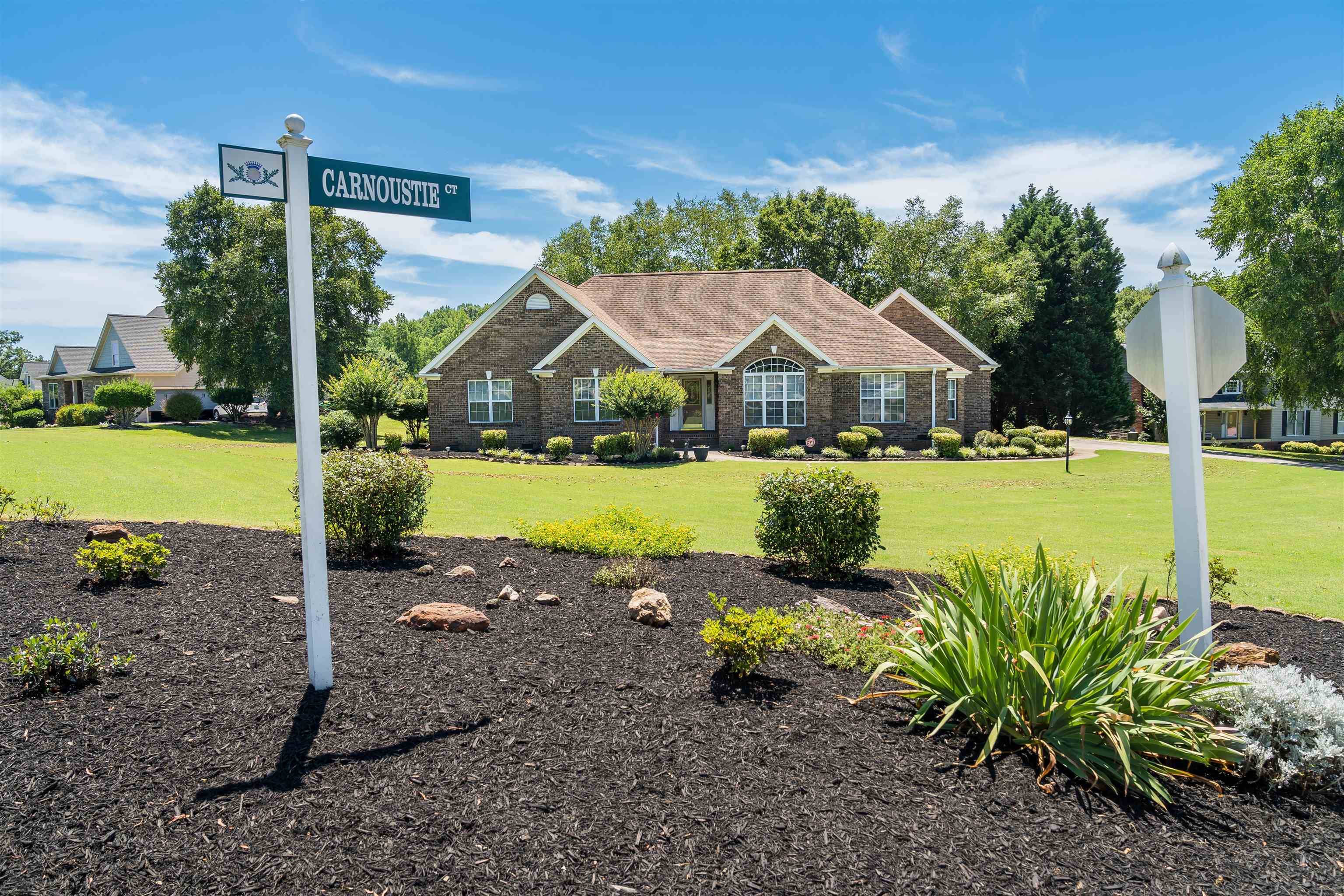Campobello, SC 29322,1 Carnoustie CT