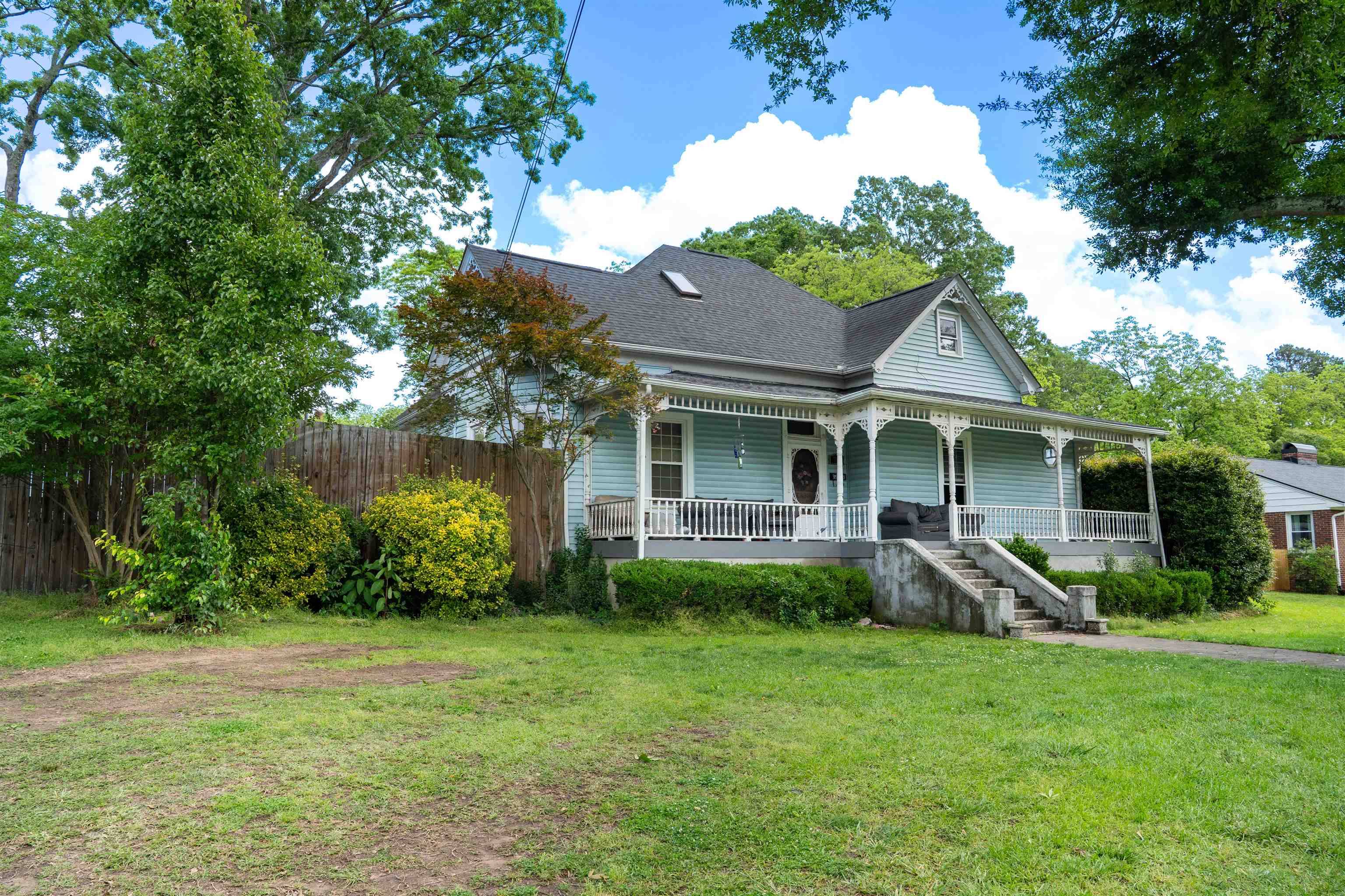 Gaffney, SC 29340,717 College DR