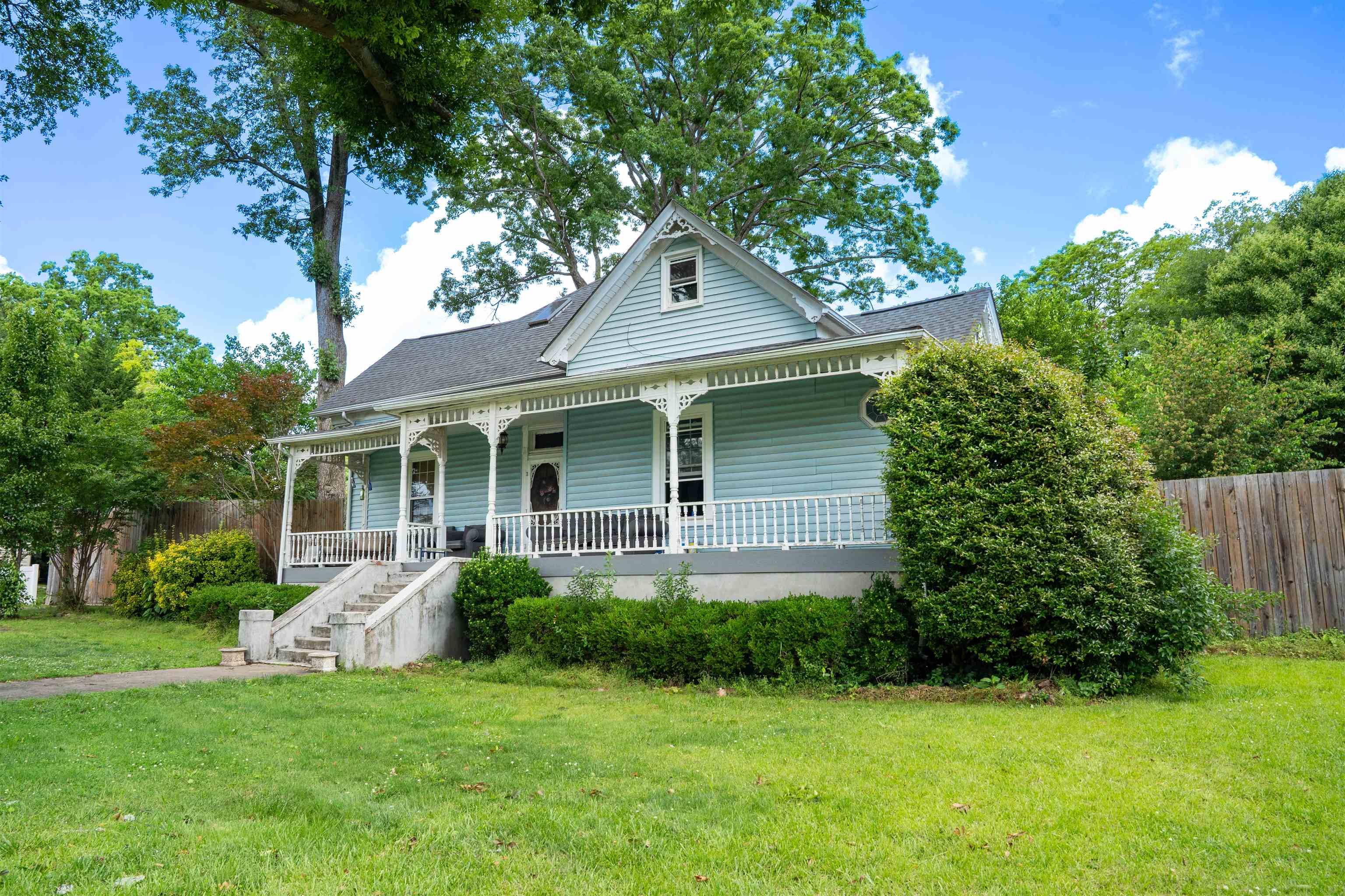 Gaffney, SC 29340,717 College DR