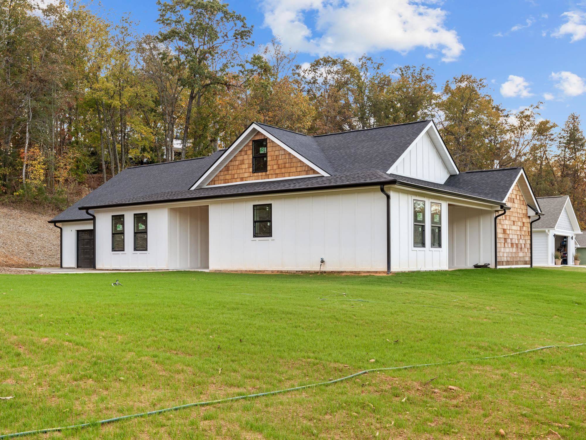 Landrum, SC 29356,278 Forest AVE