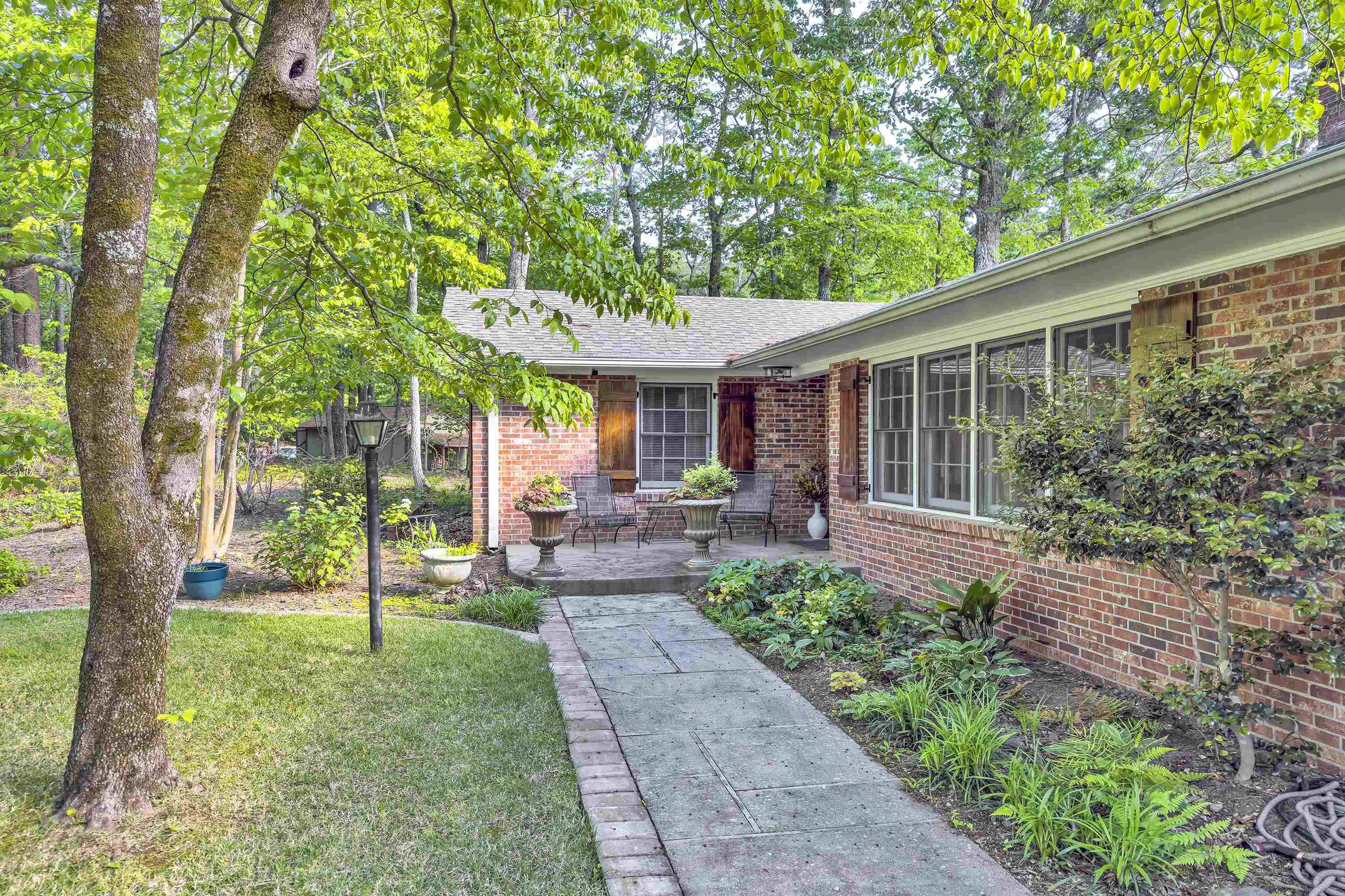 Landrum, SC 29356,7 Hearthstone LN