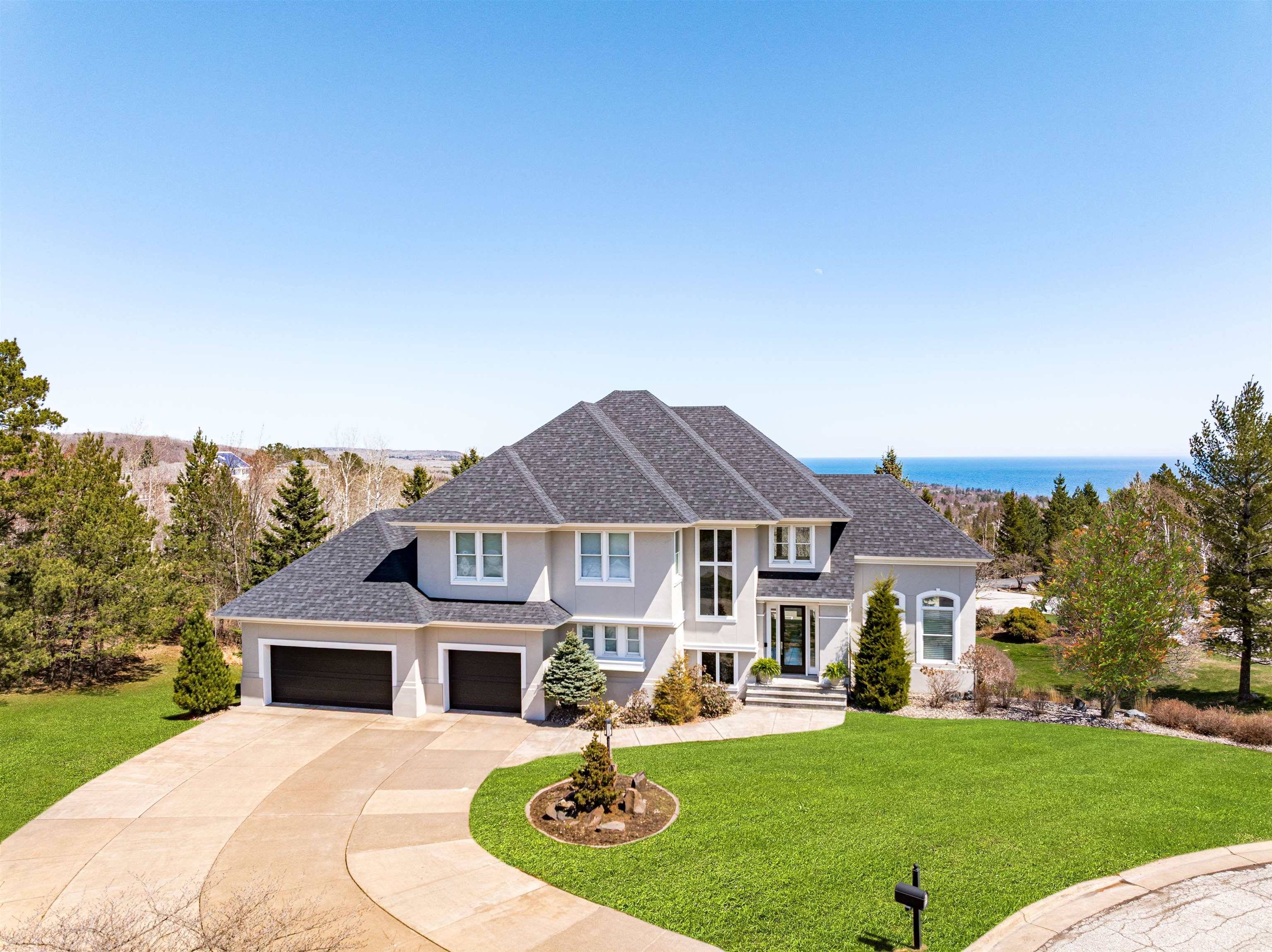 Duluth, MN 55804,1224 S Ridge Rd