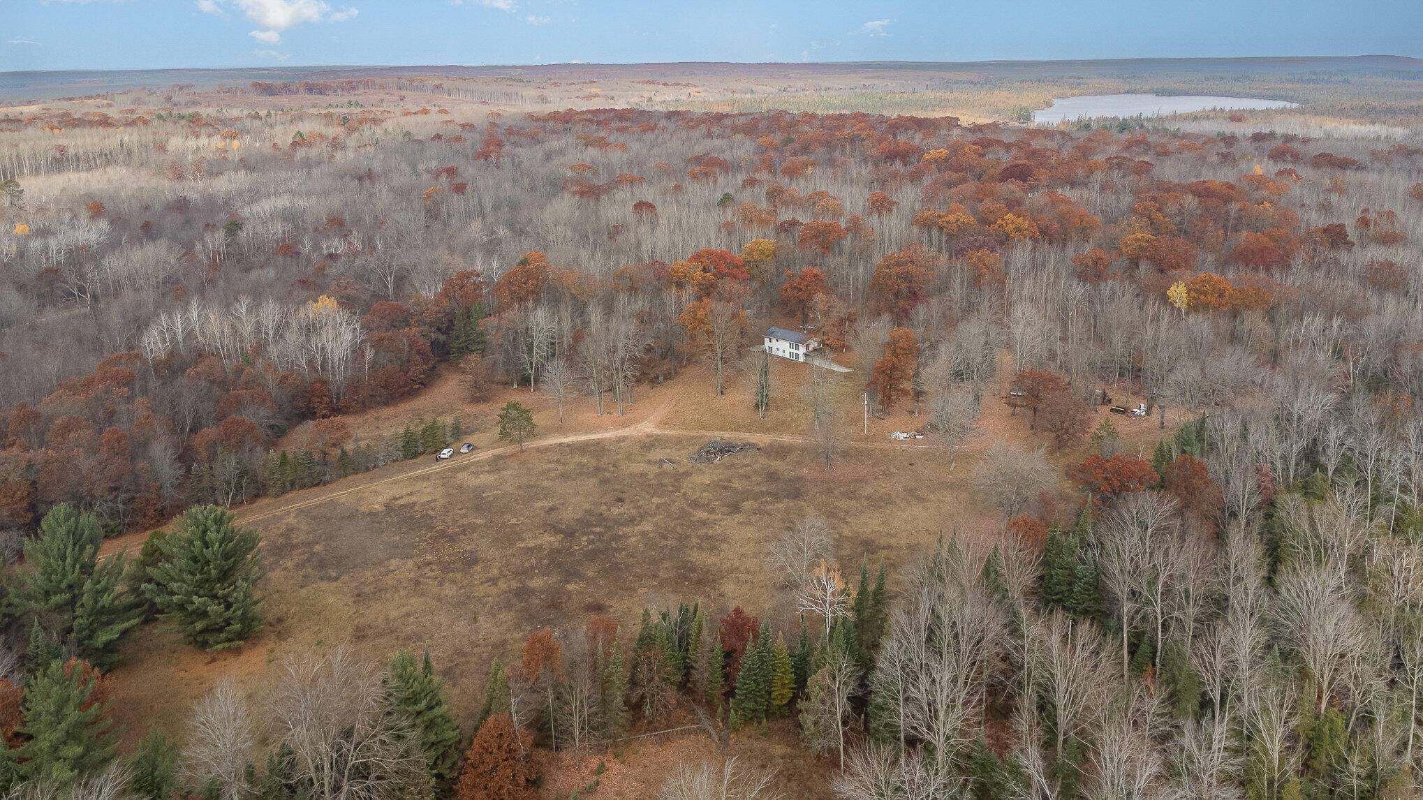St. Helen, MI 48656,1940 N Third Lake RD Road