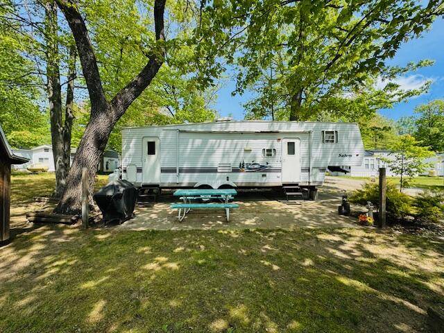 Houghton Lake, MI 48629,2757 Owens #205 DR Drive