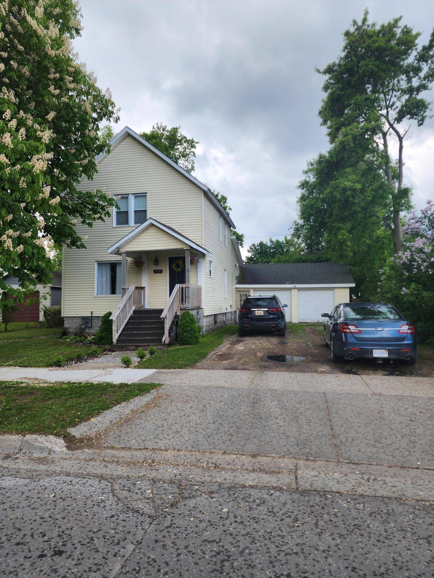 Alpena, MI 49707,119 W Hueber ST Street