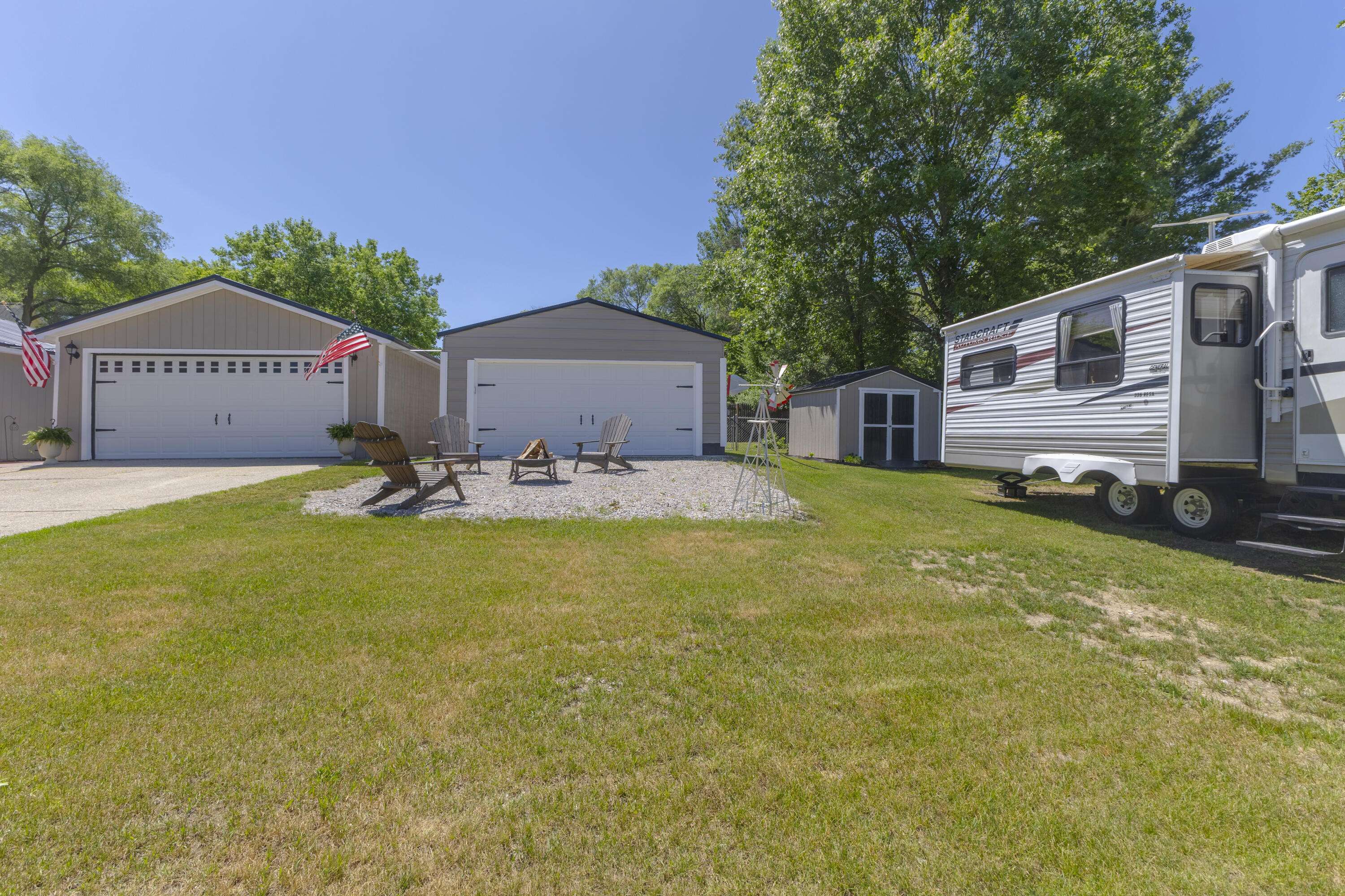 Houghton Lake, MI 48629,217 Cherry ST Street