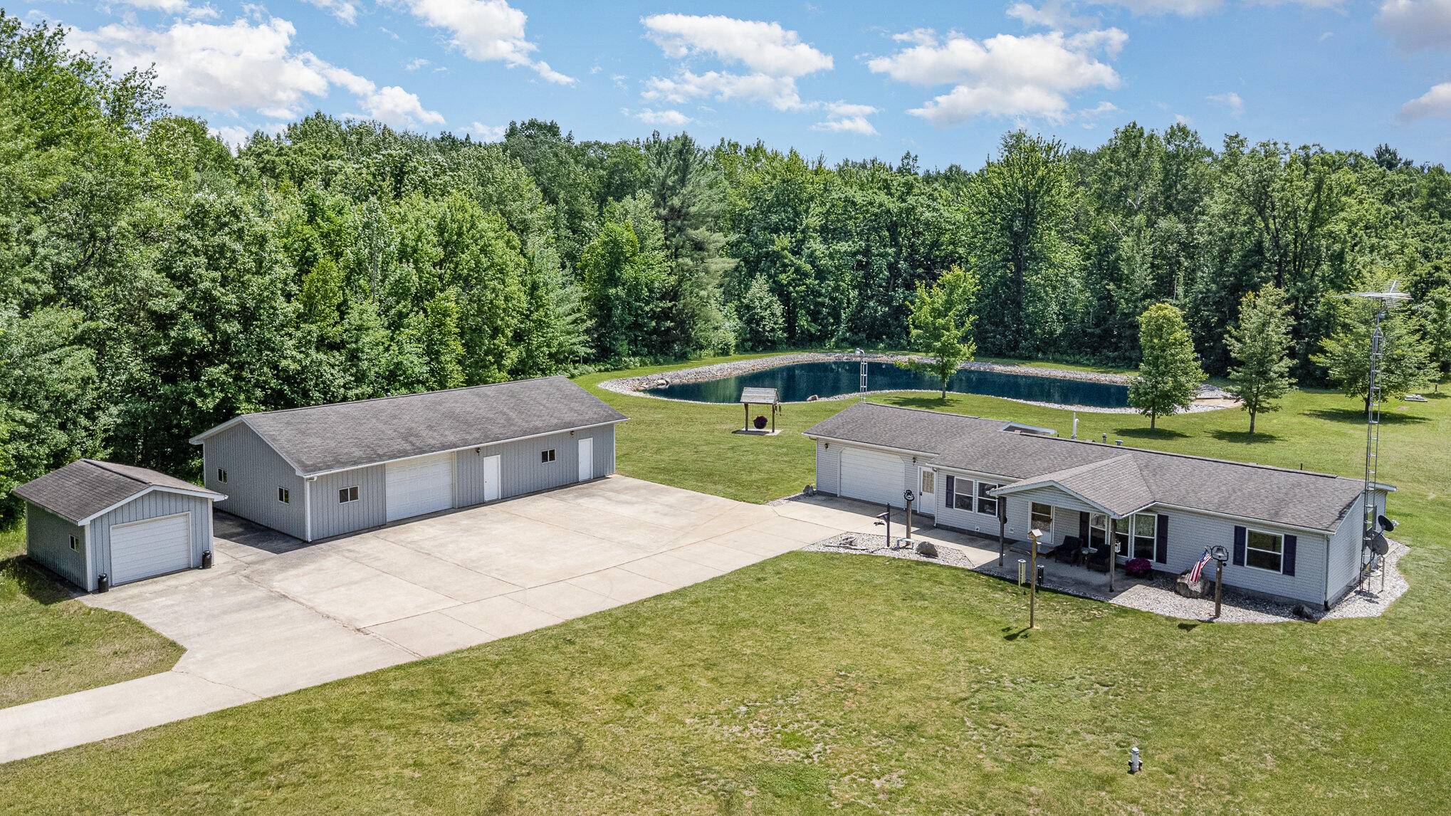 Beaverton, MI 48612,1035 Van Dyke RD Road