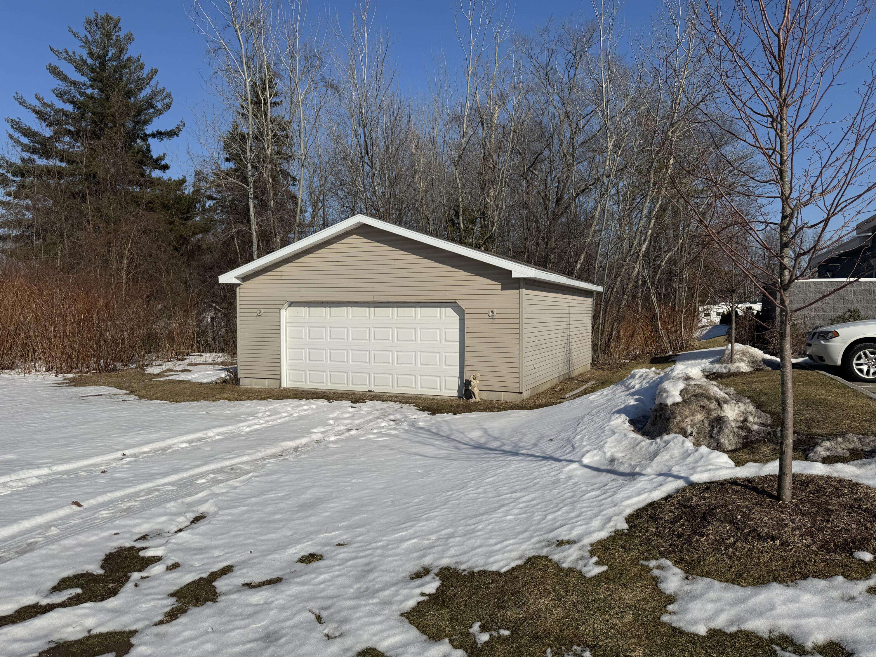 Houghton Lake, MI 48629,1 Northway