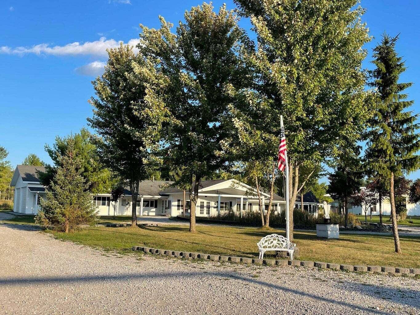 Hubbard Lake, MI 49747,14685 Hubbard Lake RD Road