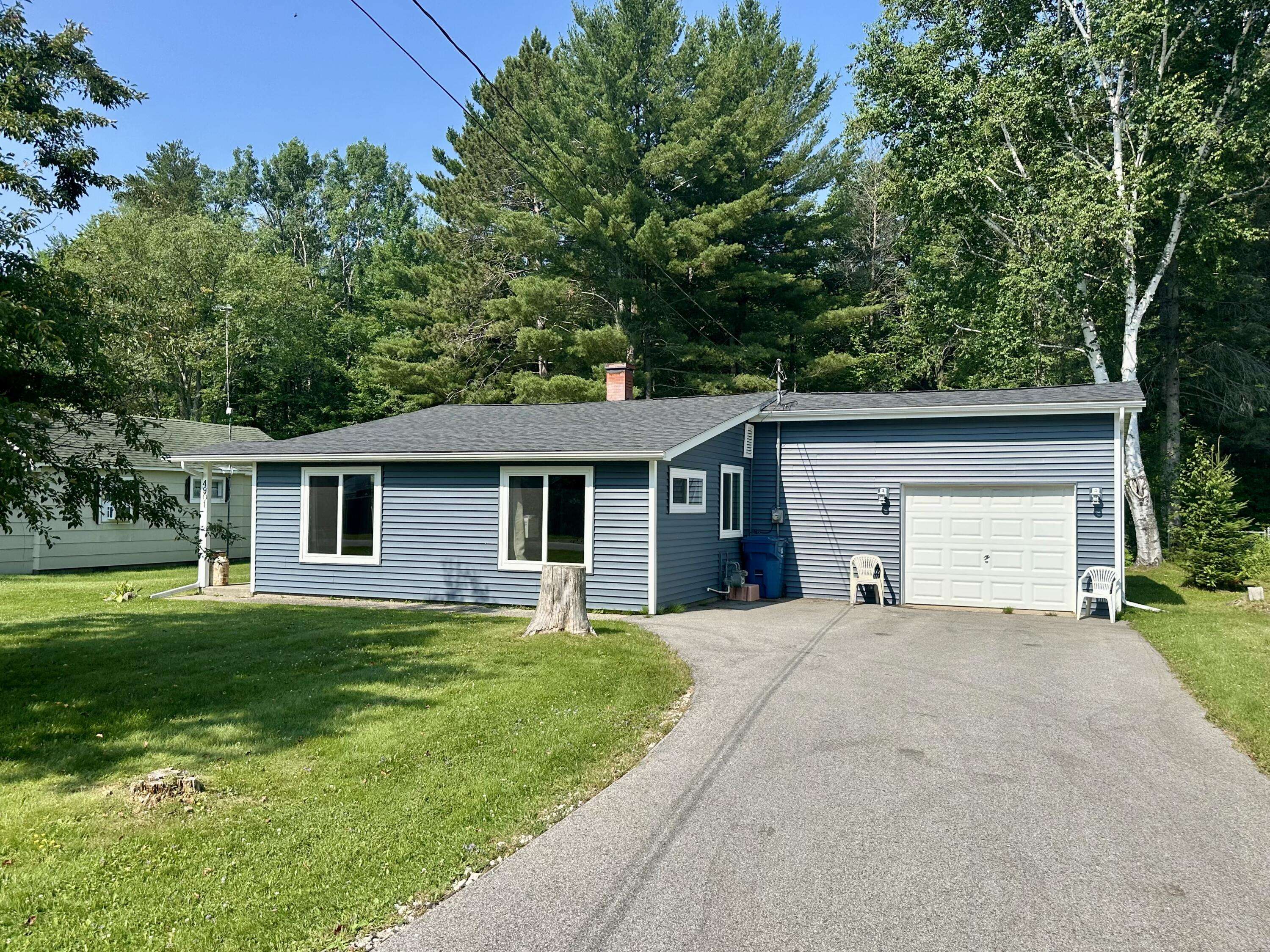 Houghton Lake, MI 48629,4901 River RD Road