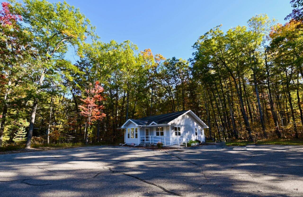 Roscommon, MI 48653,4169 Marl Lake RD Road