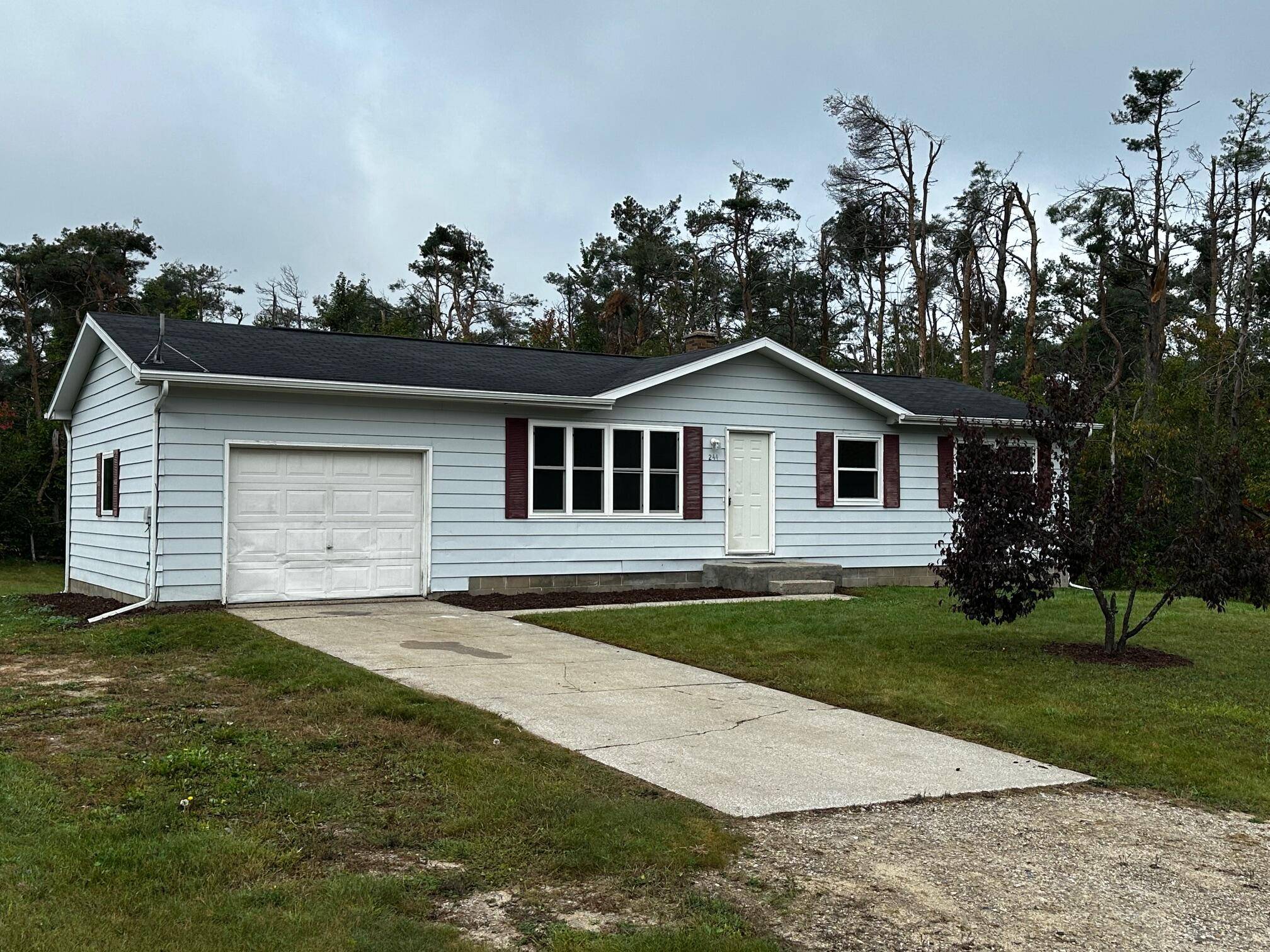 Gaylord, MI 49735,244 Old Colony RD Road