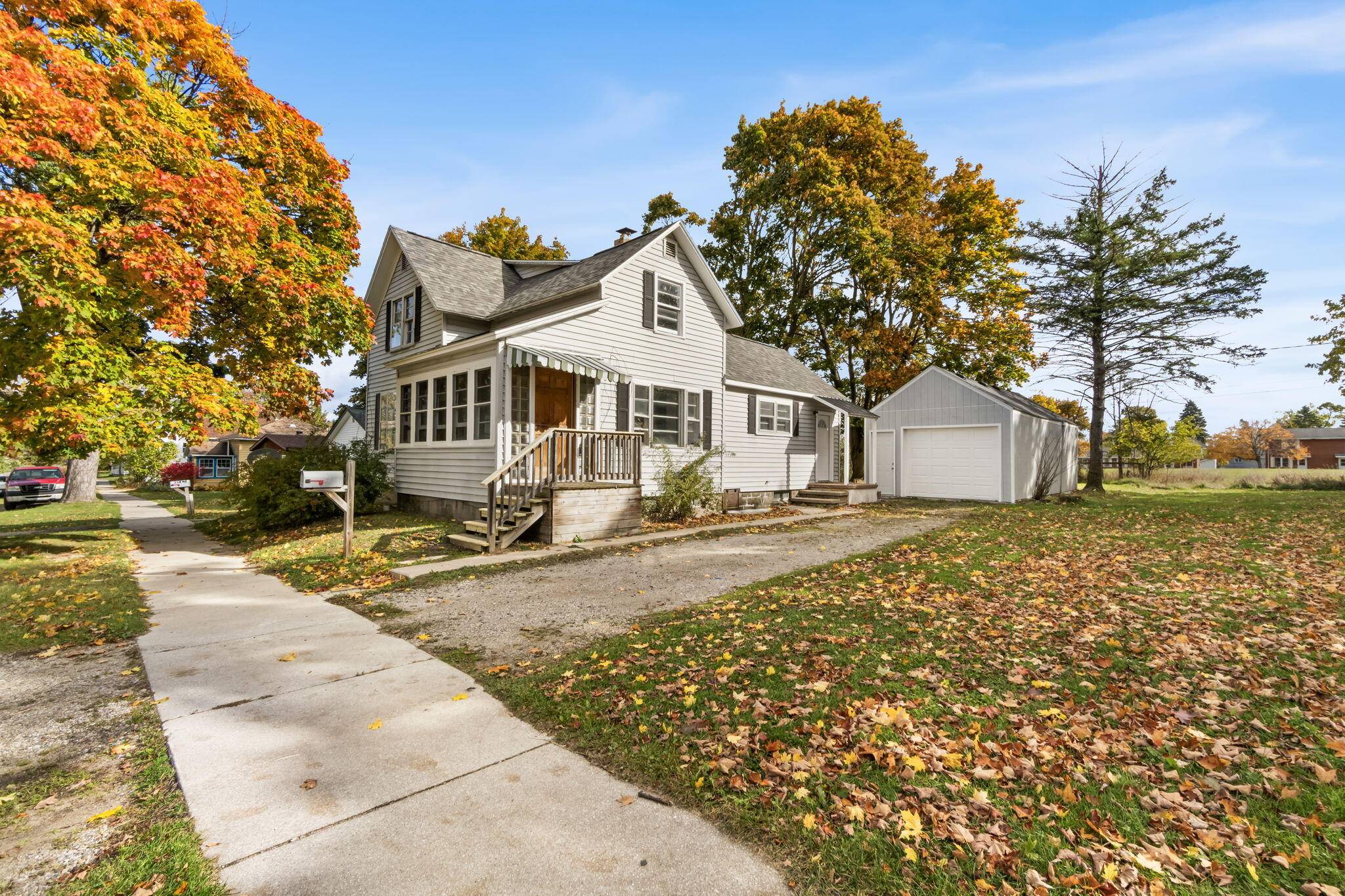 Cheboygan, MI 49721,214 N E ST Street