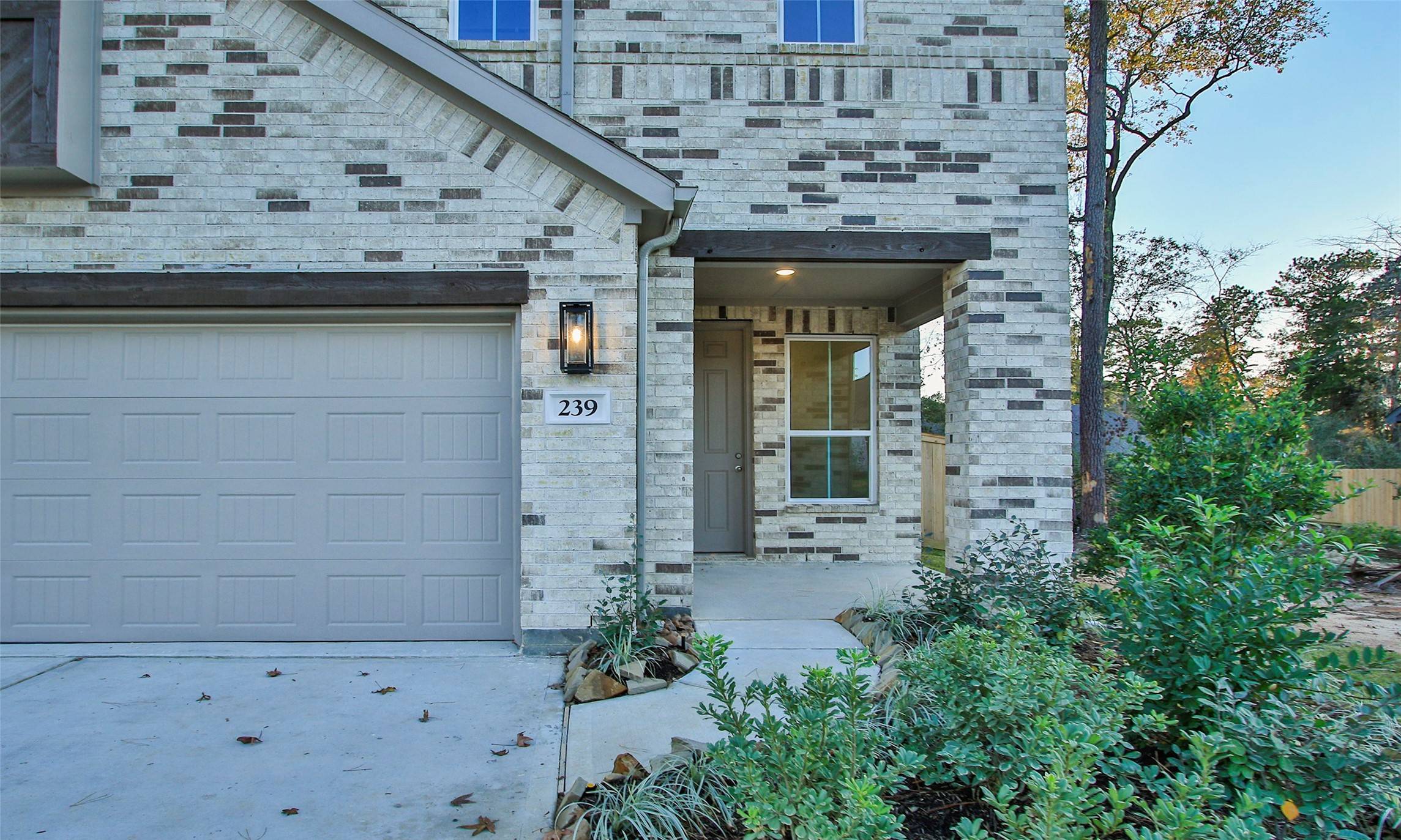 Willis, TX 77318,239 Brecon Buff DR