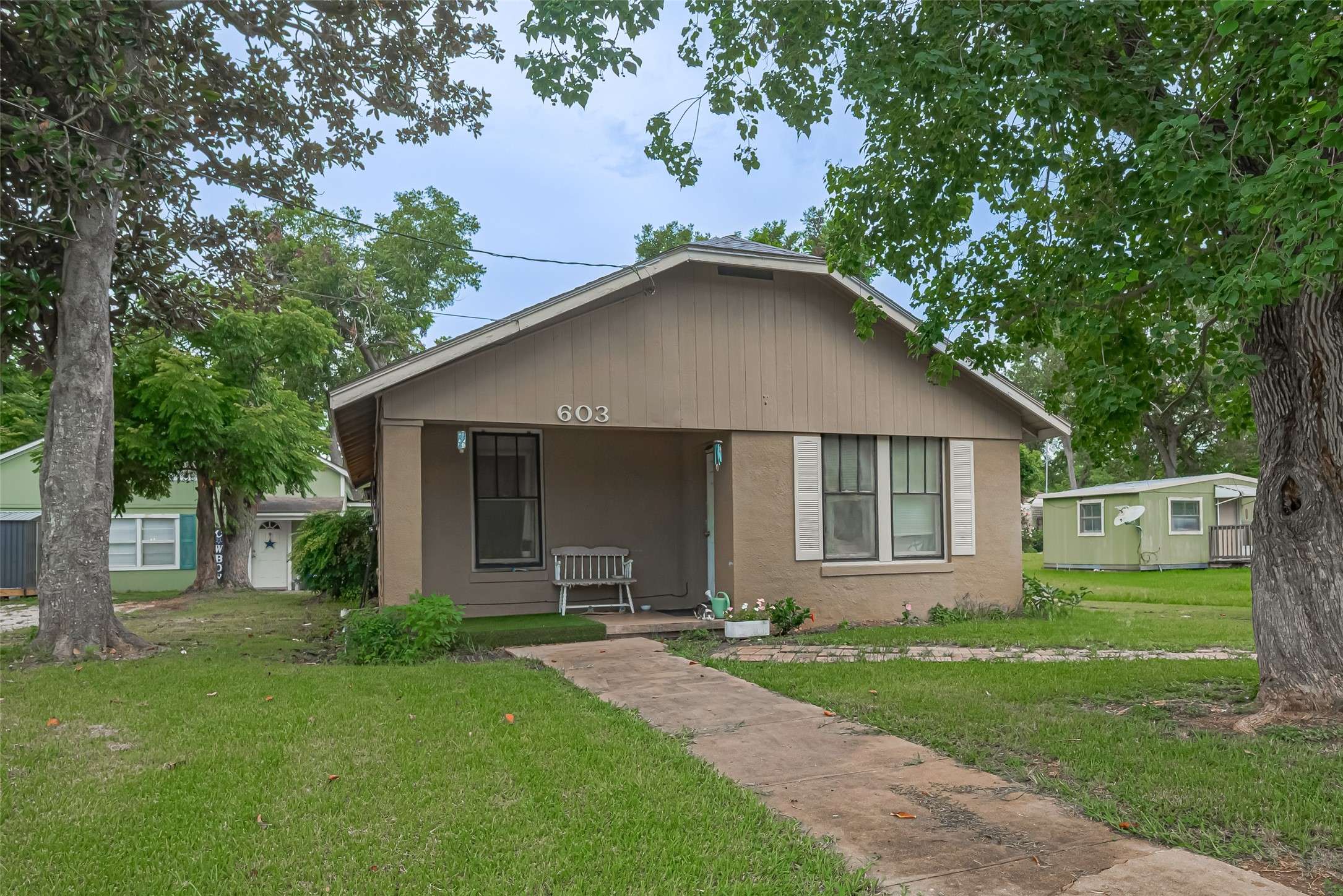 Wharton, TX 77488,603 & 601 N Resident ST