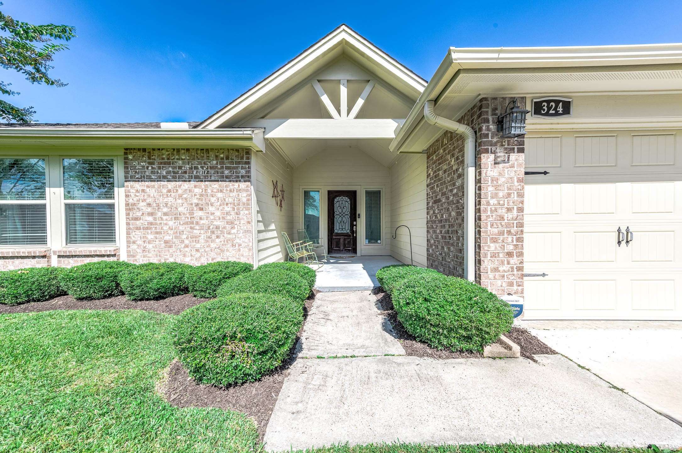 League City, TX 77573,324 Forest Hills DR