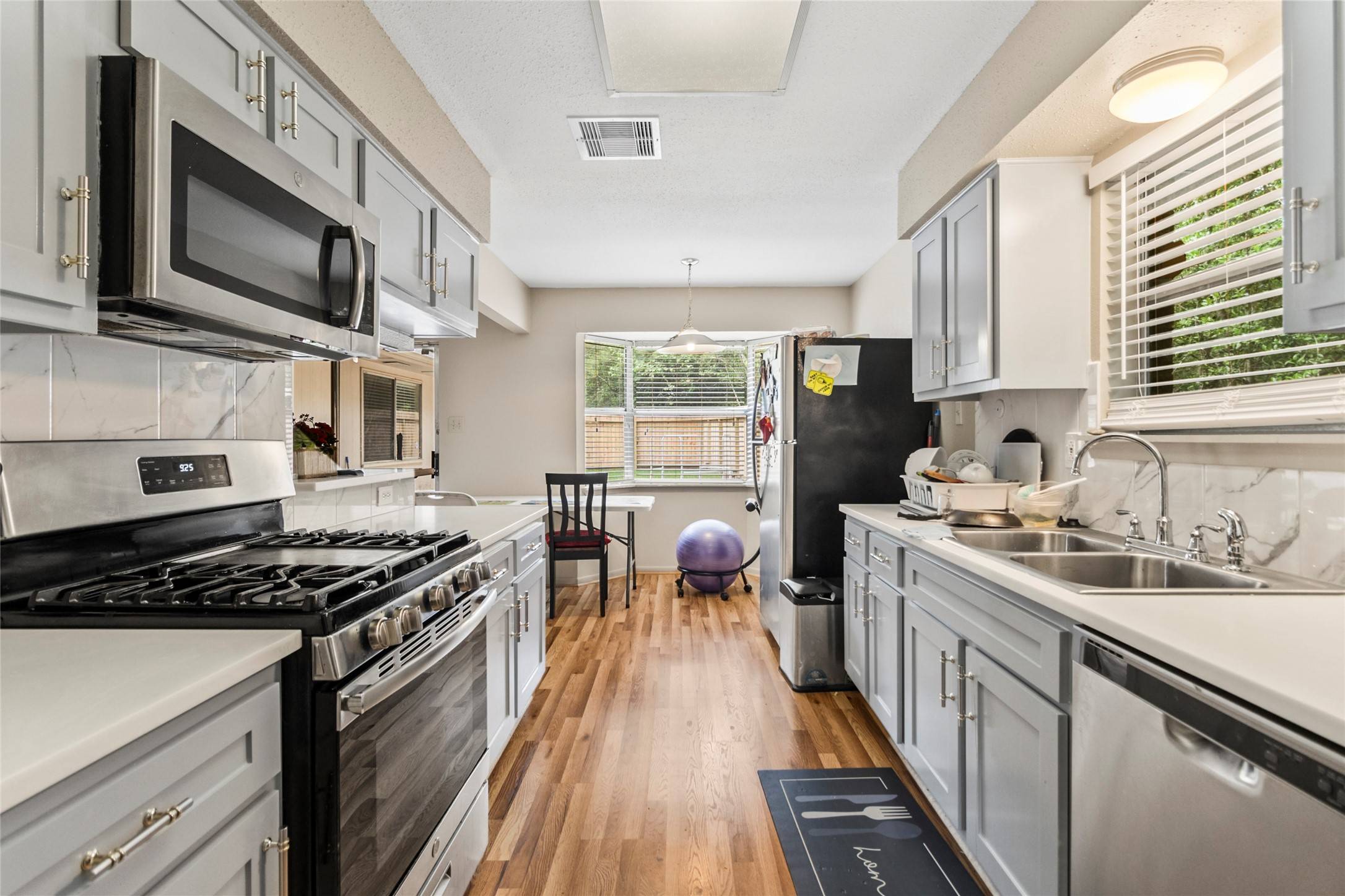Spring, TX 77381,1 E Woodtimber CT