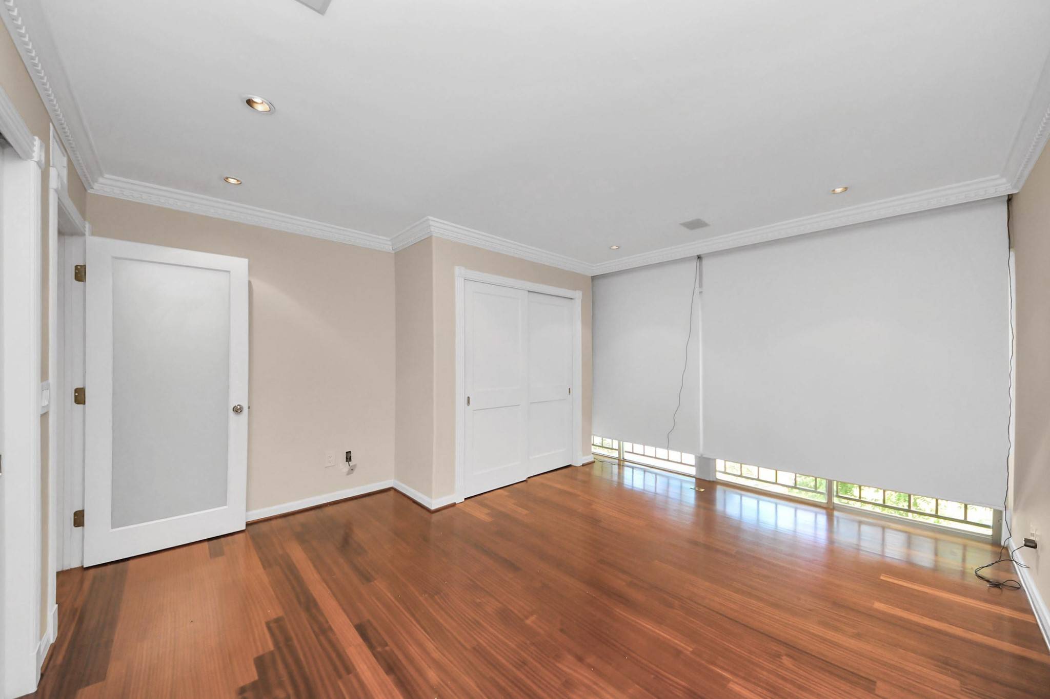Houston, TX 77056,5050 Ambassador WAY #306