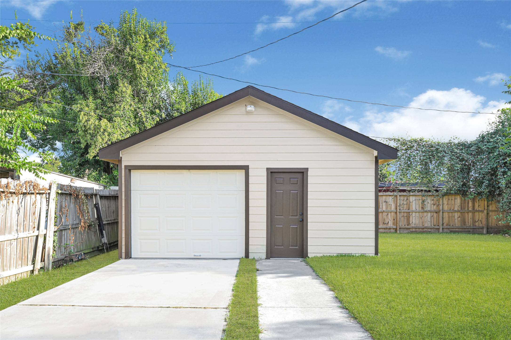 Houston, TX 77028,7337 Miley ST