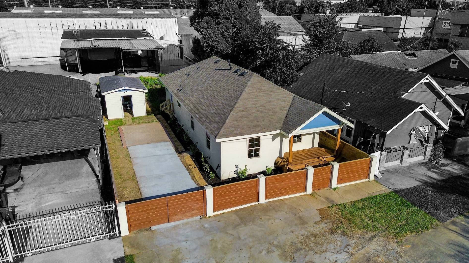 Houston, TX 77011,706 72nd ST