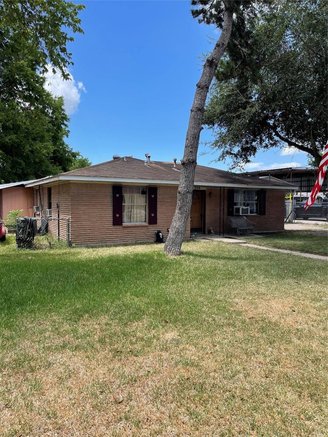 Lolita, TX 77979,399 Pecan ST
