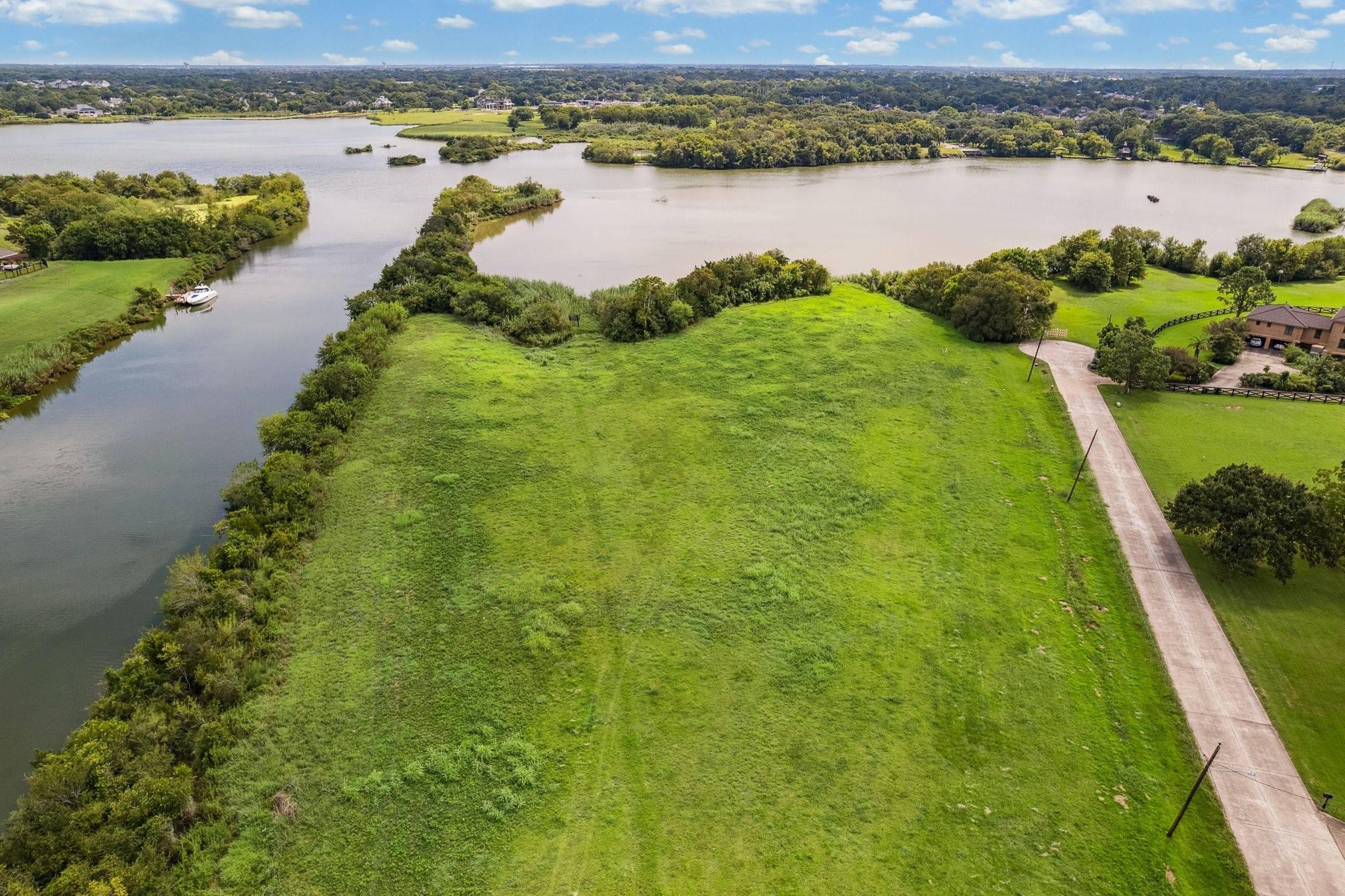 Webster, TX 77598,19613 Old galveston RD