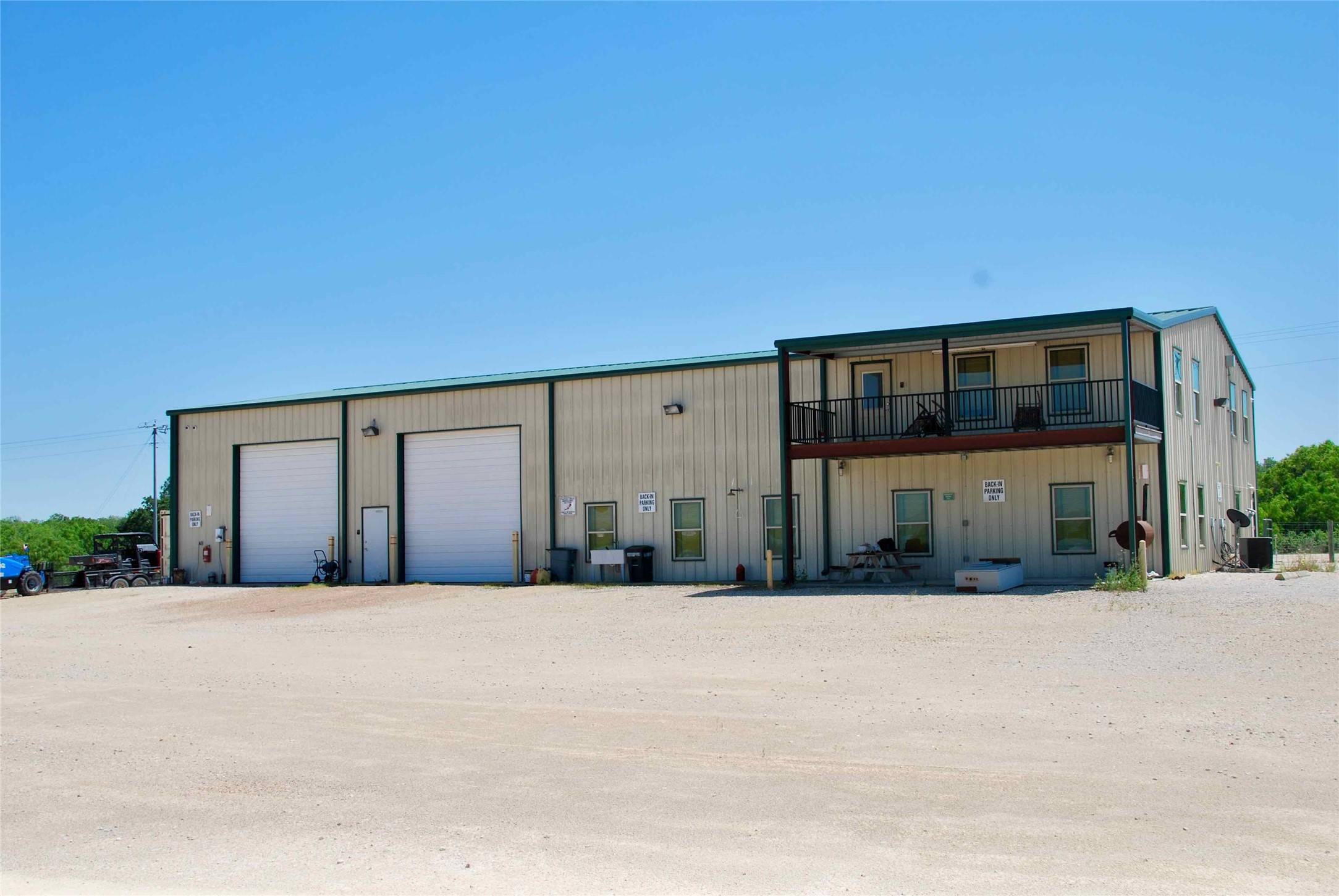 Flatonia, TX 78941,3101 W I 10 Frontage RD