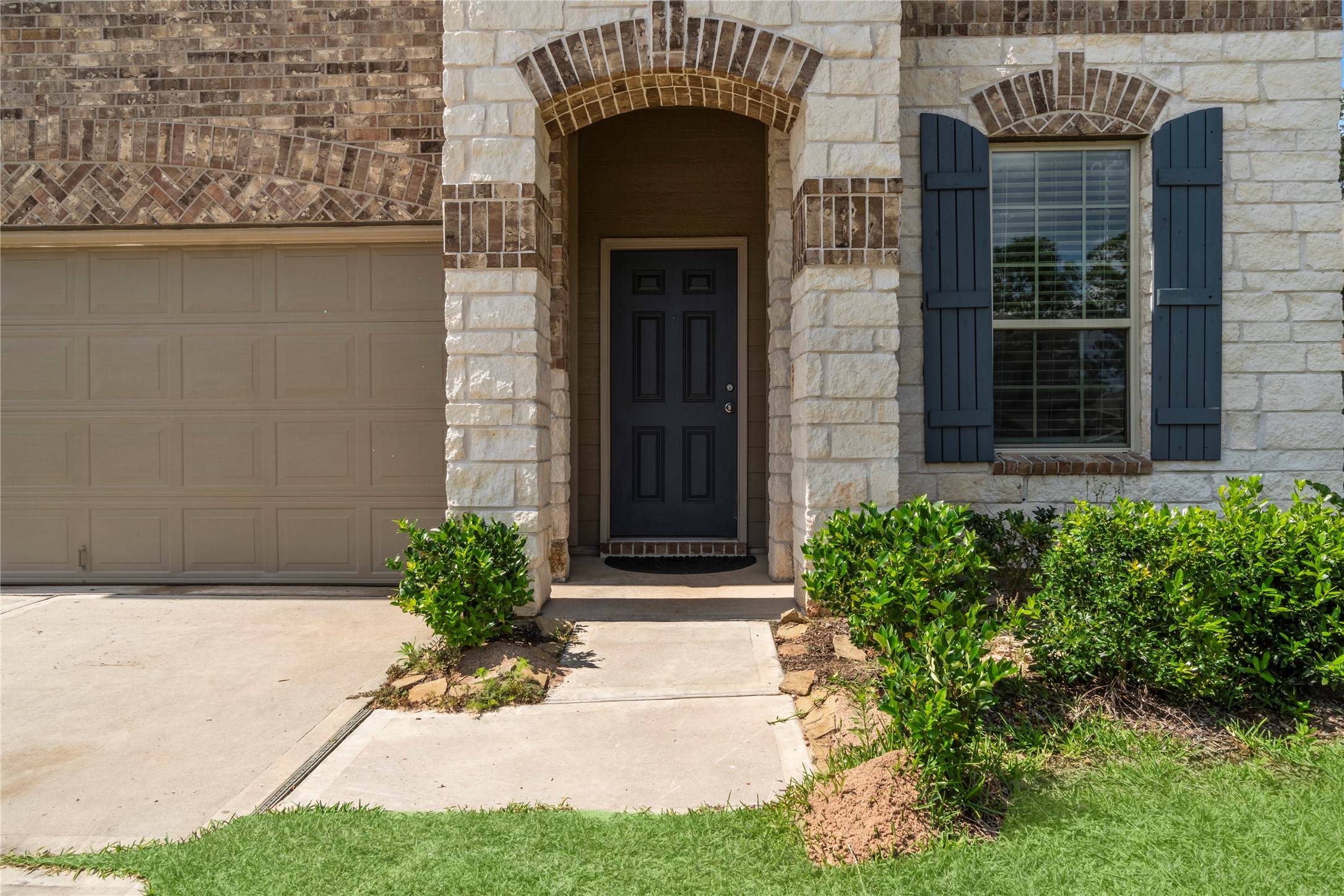 Willis, TX 77378,247 Pine Cavern DR