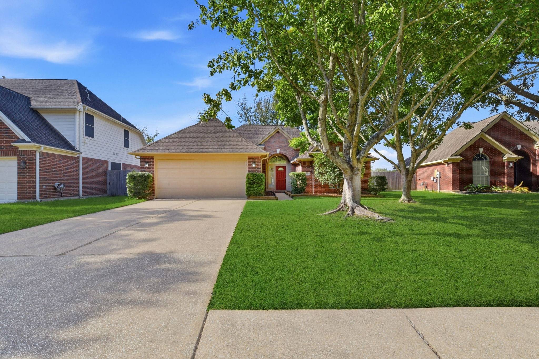 League City, TX 77573,2121 Crimson Lake LN