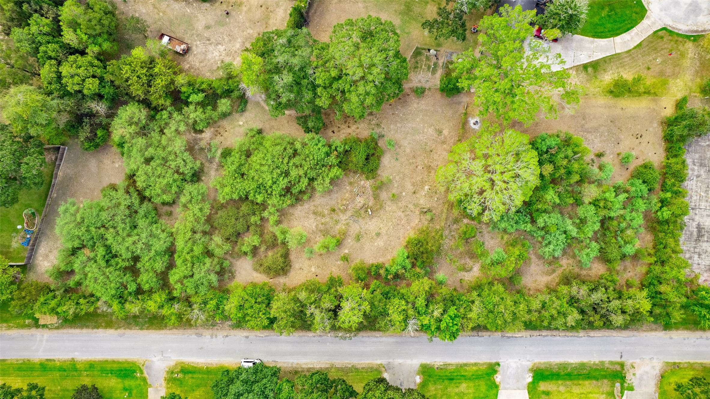East Bernard, TX 77435,0 Live Oak LN