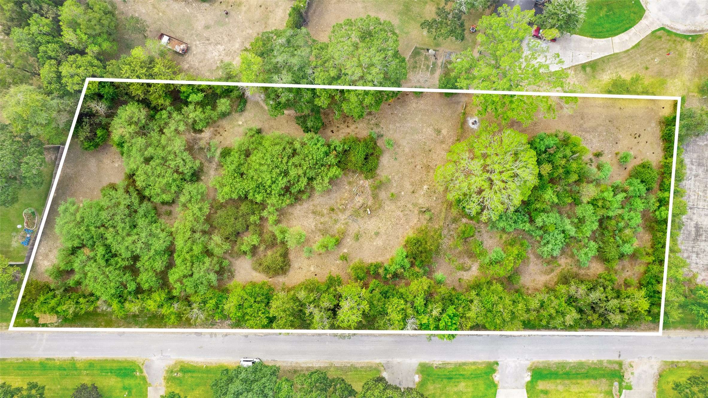 East Bernard, TX 77435,0 Live Oak LN