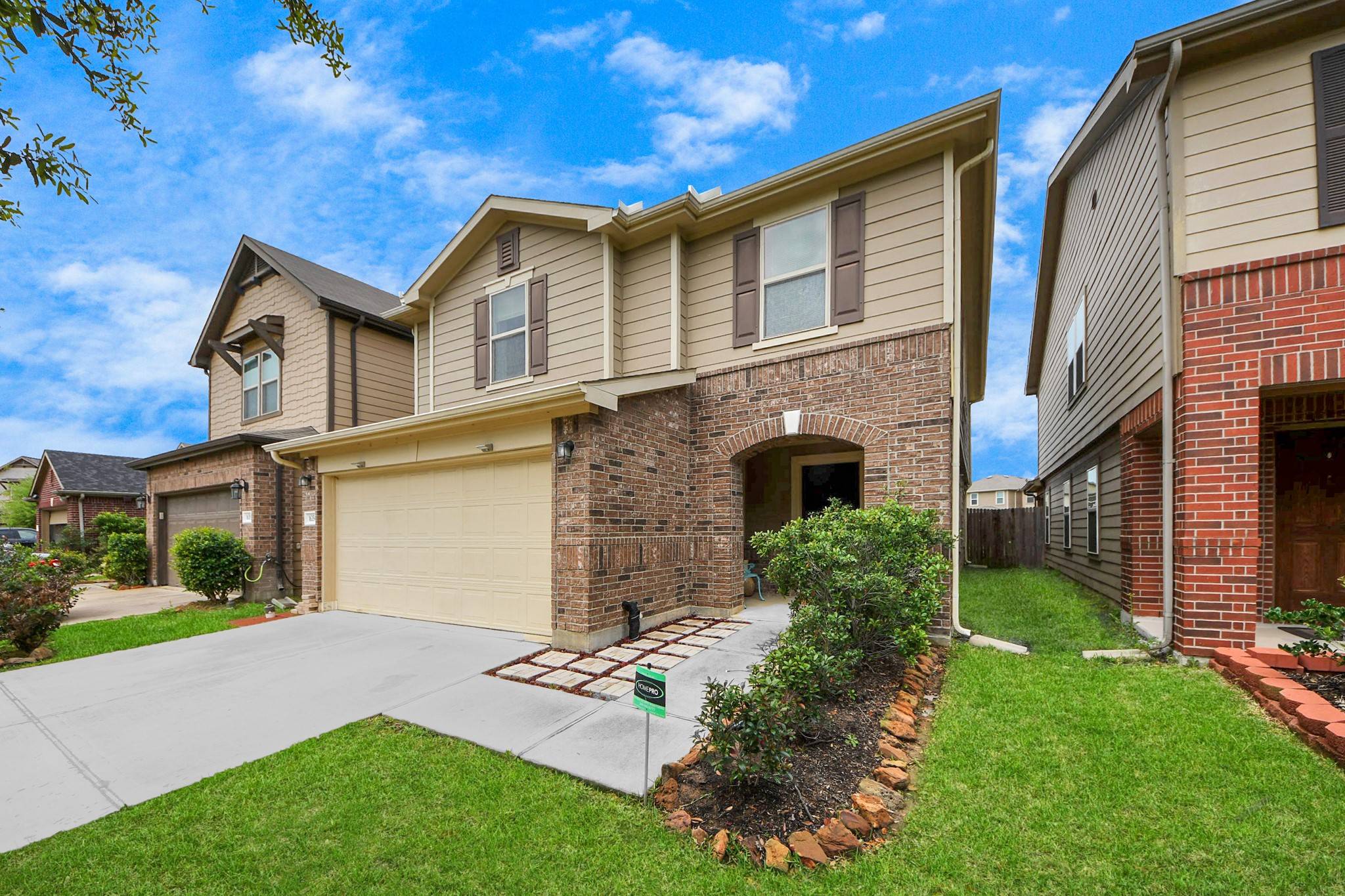 Houston, TX 77084,16350 Oakside Hollow LN